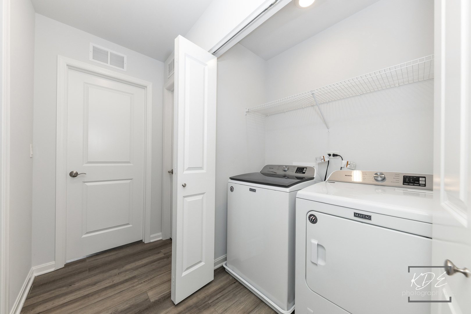 36 Woodmoor Court, Lombard, IL 60148