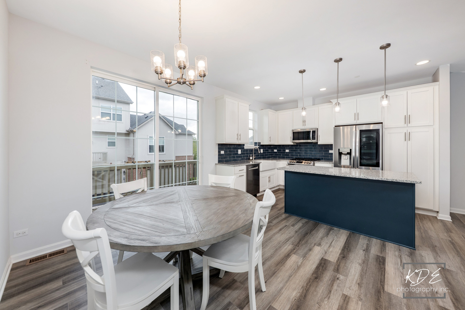 36 Woodmoor Court, Lombard, IL 60148