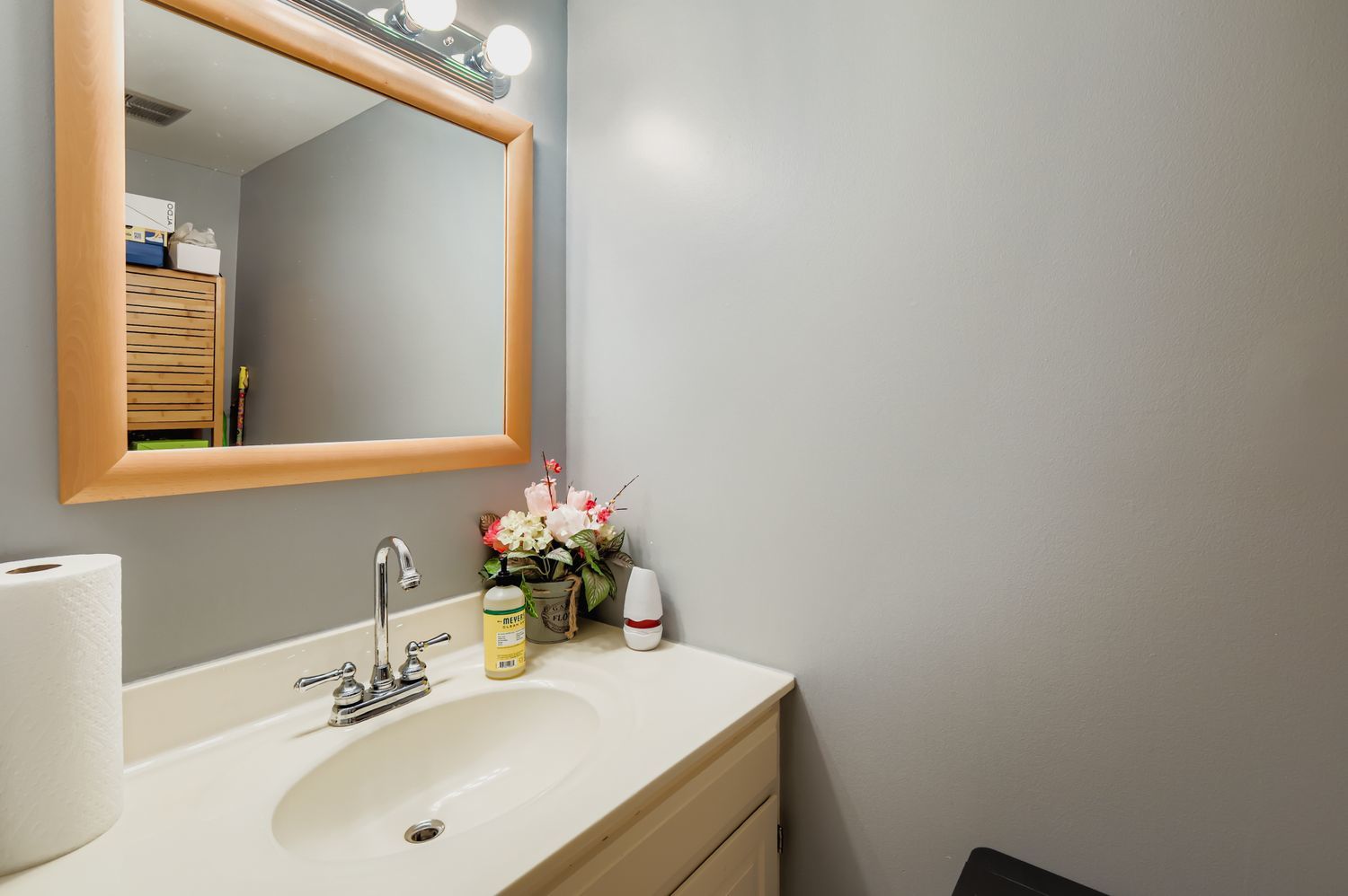 58 Portwine Road, Willowbrook, IL 60527