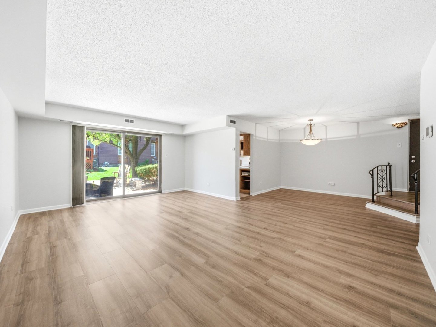 1402 WOODHOLLOW Drive #1A, Flossmoor, IL 60422