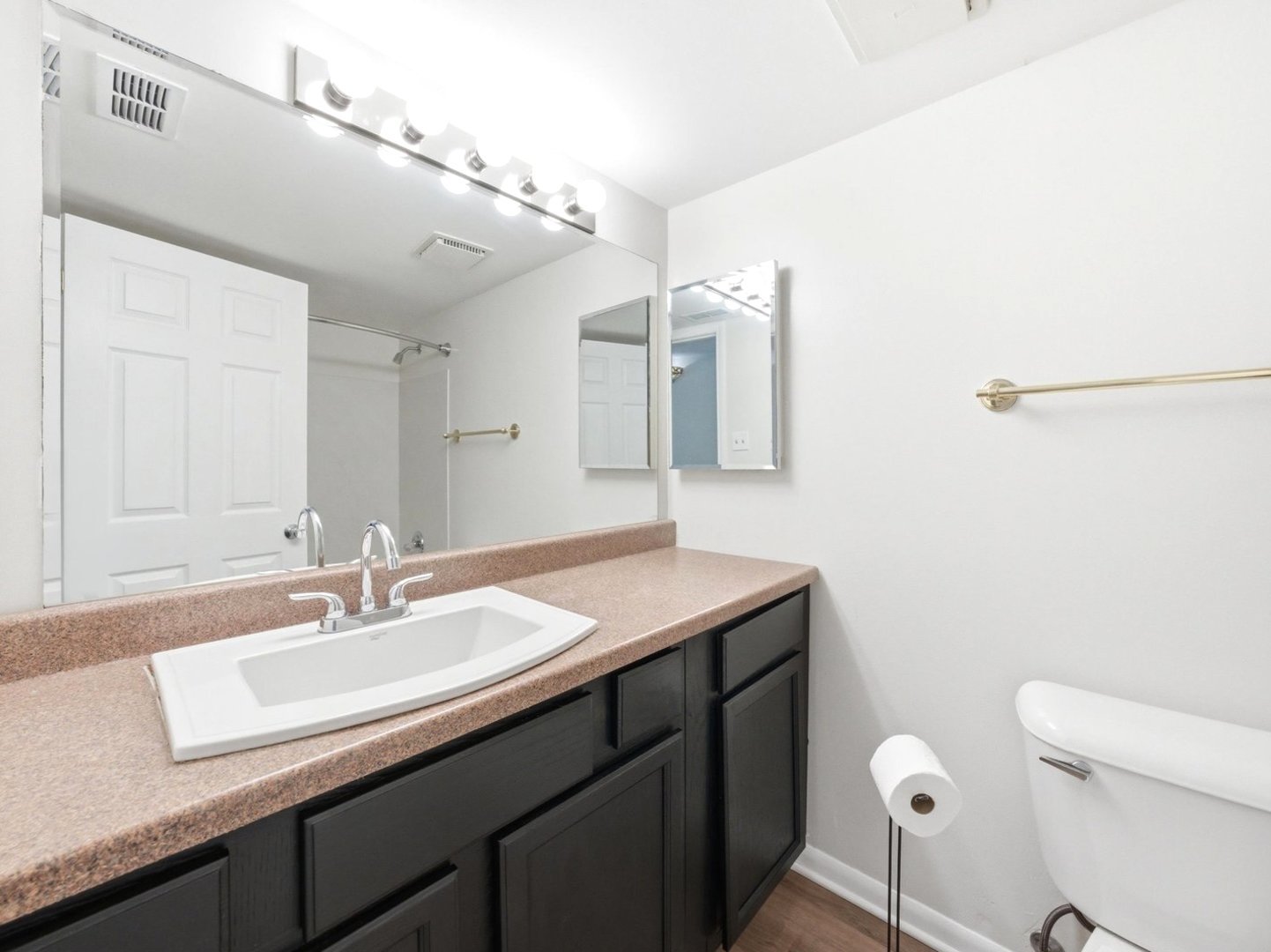 1402 WOODHOLLOW Drive #1A, Flossmoor, IL 60422