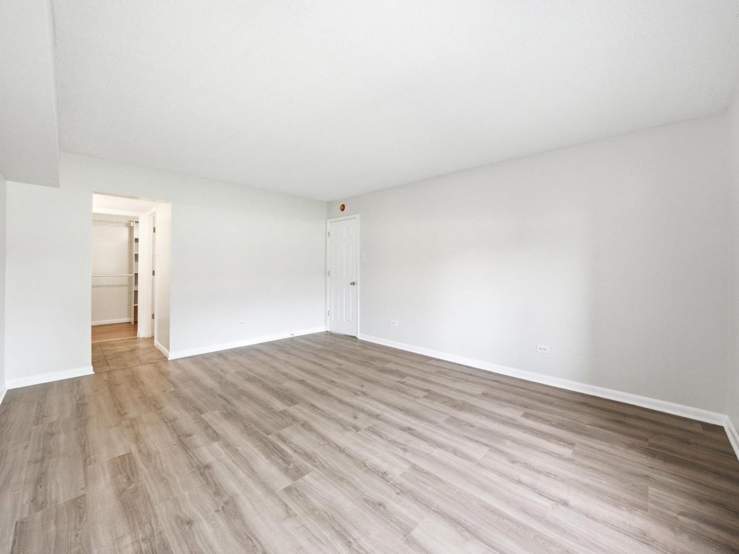 1402 WOODHOLLOW Drive #1A, Flossmoor, IL 60422