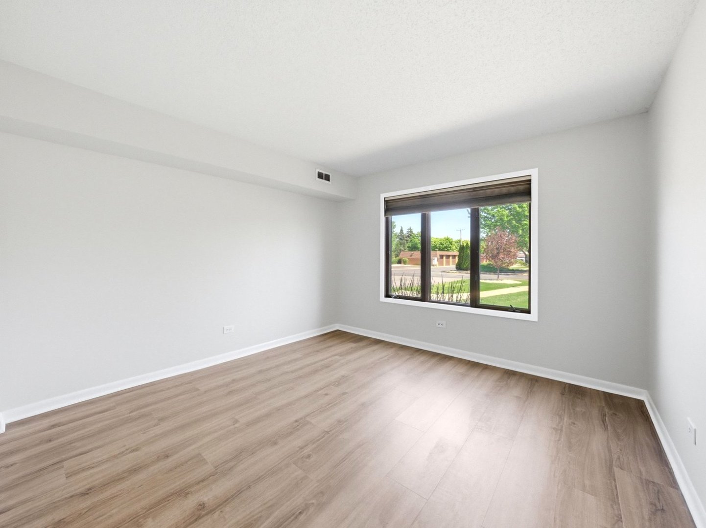 1402 WOODHOLLOW Drive #1A, Flossmoor, IL 60422