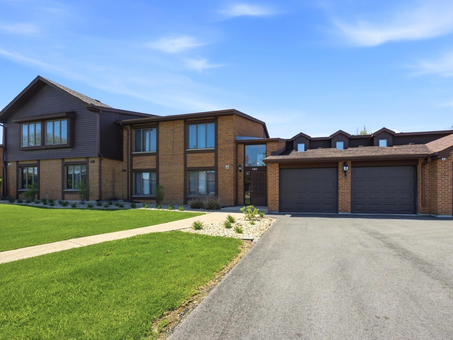 1402 WOODHOLLOW Drive #1A, Flossmoor, IL 60422