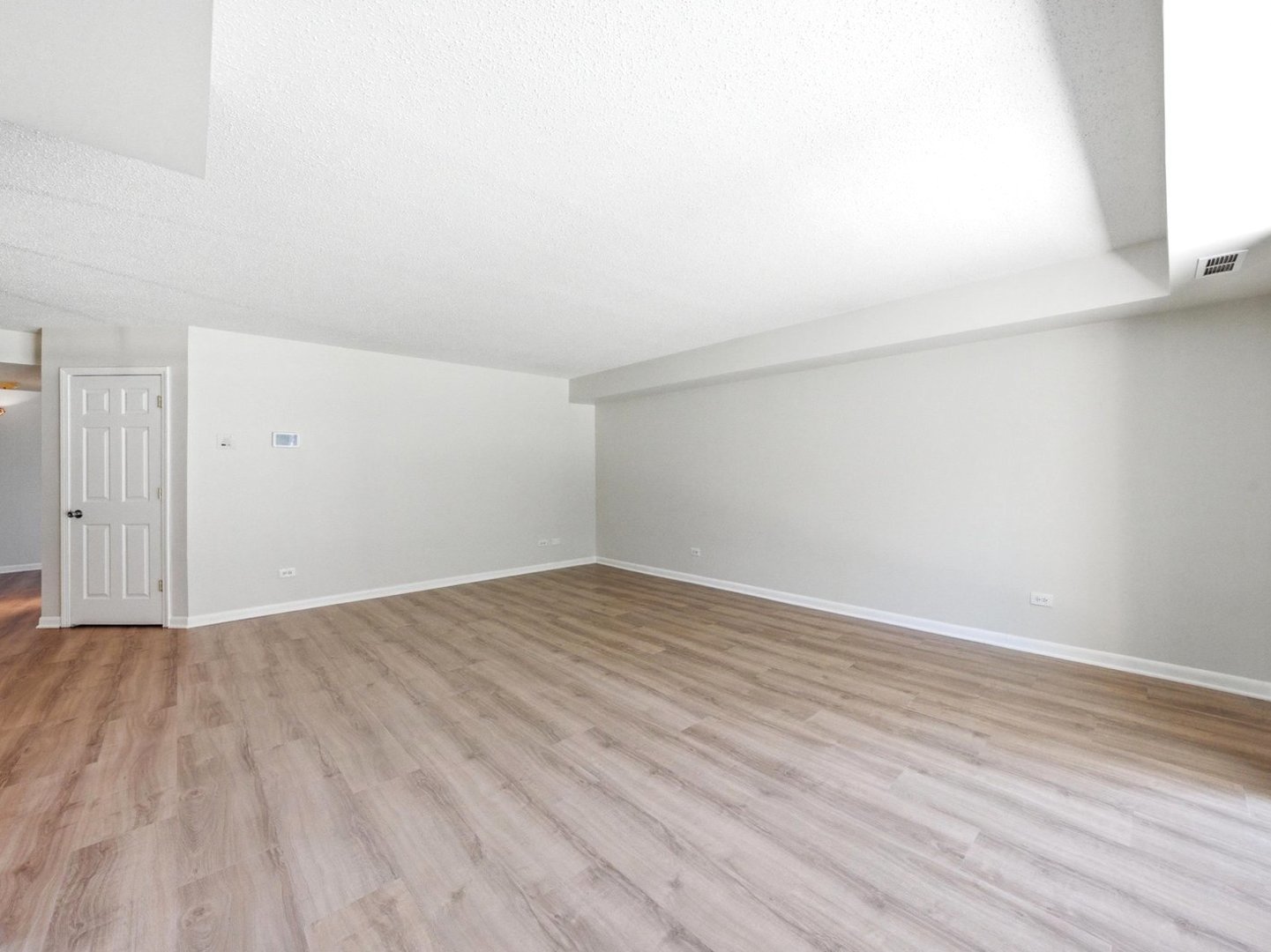 1402 WOODHOLLOW Drive #1A, Flossmoor, IL 60422