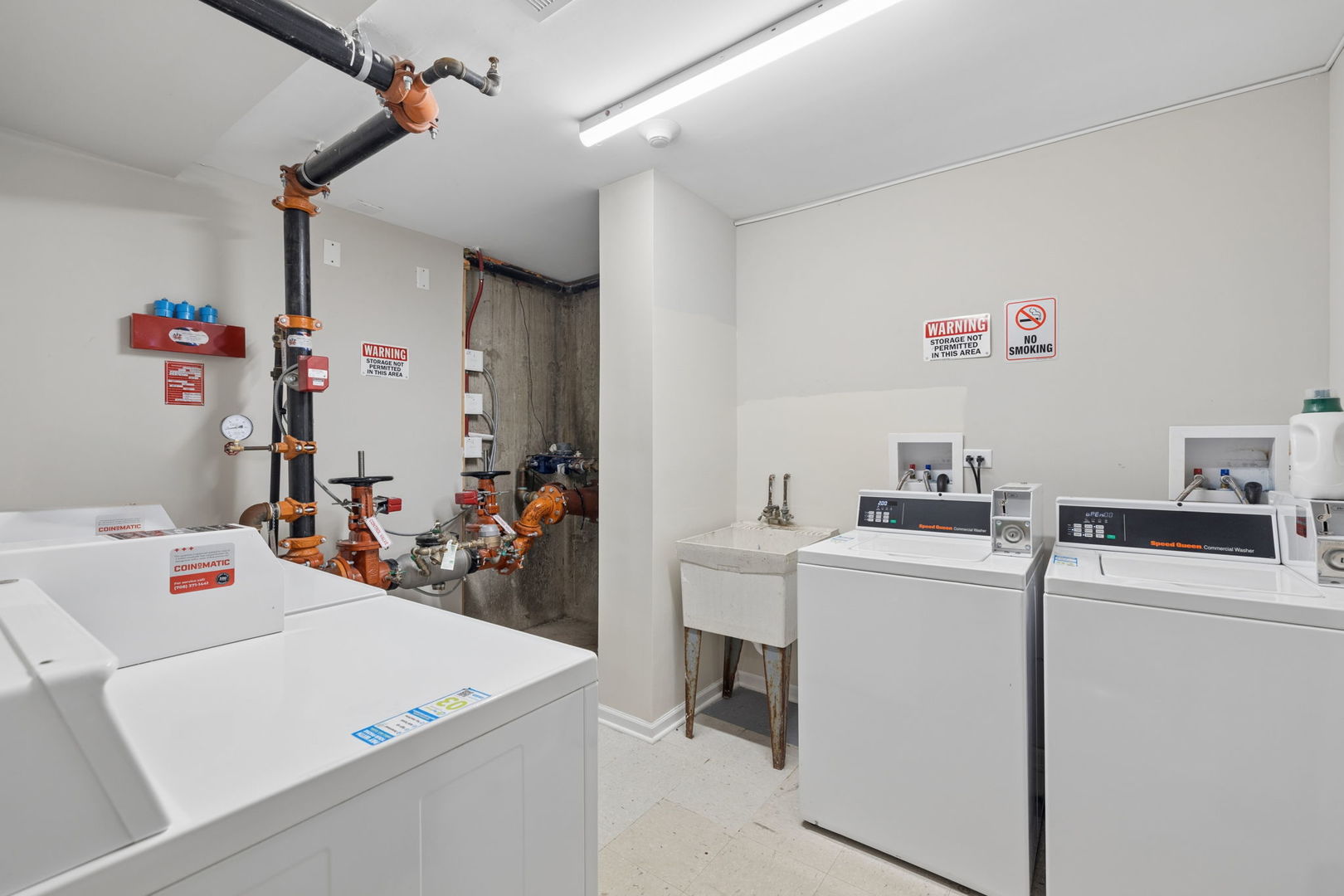 2216 Country Club Drive #15, Woodridge, IL 60517