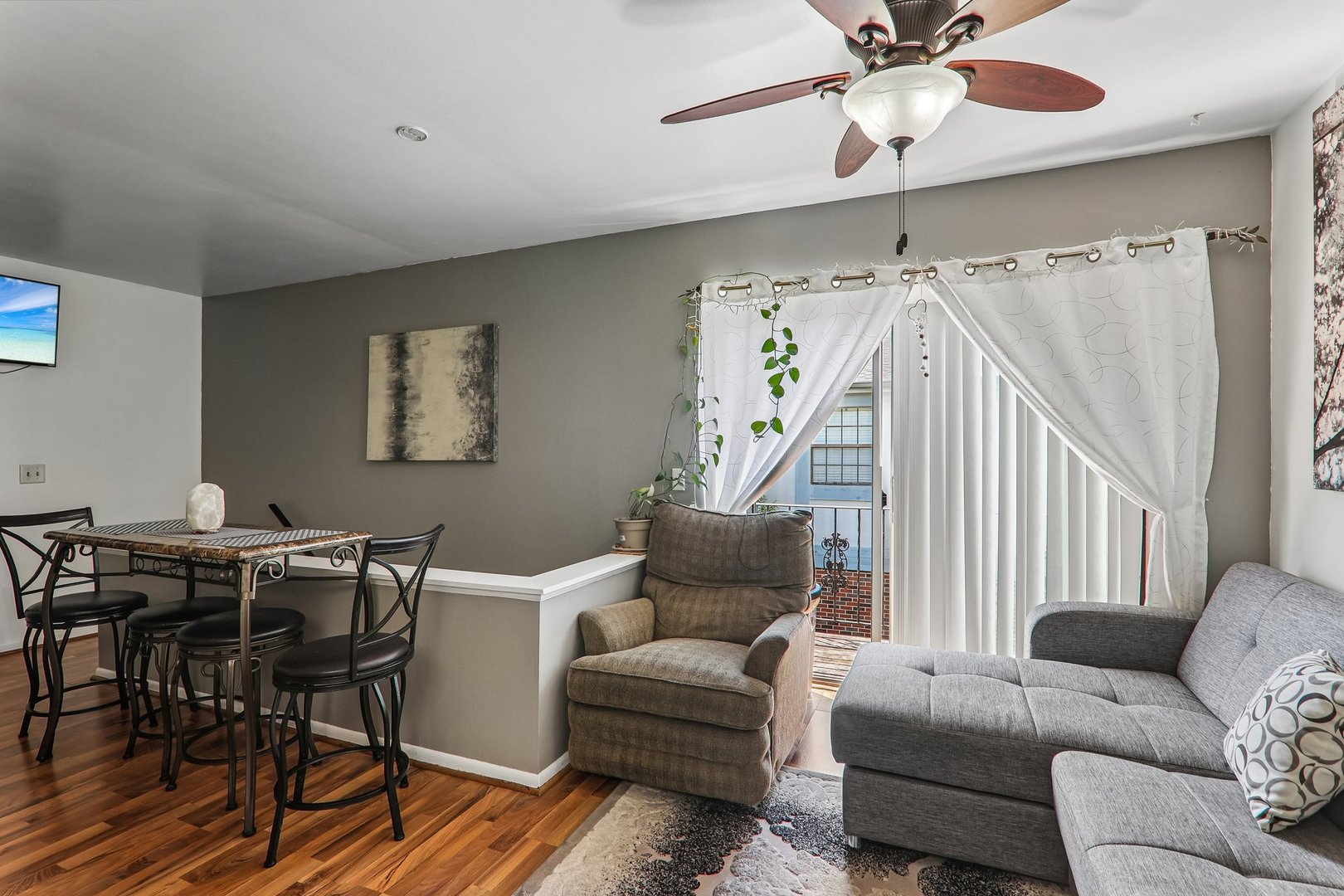 1308 Inverrary Lane #16D, Palatine, IL 60074