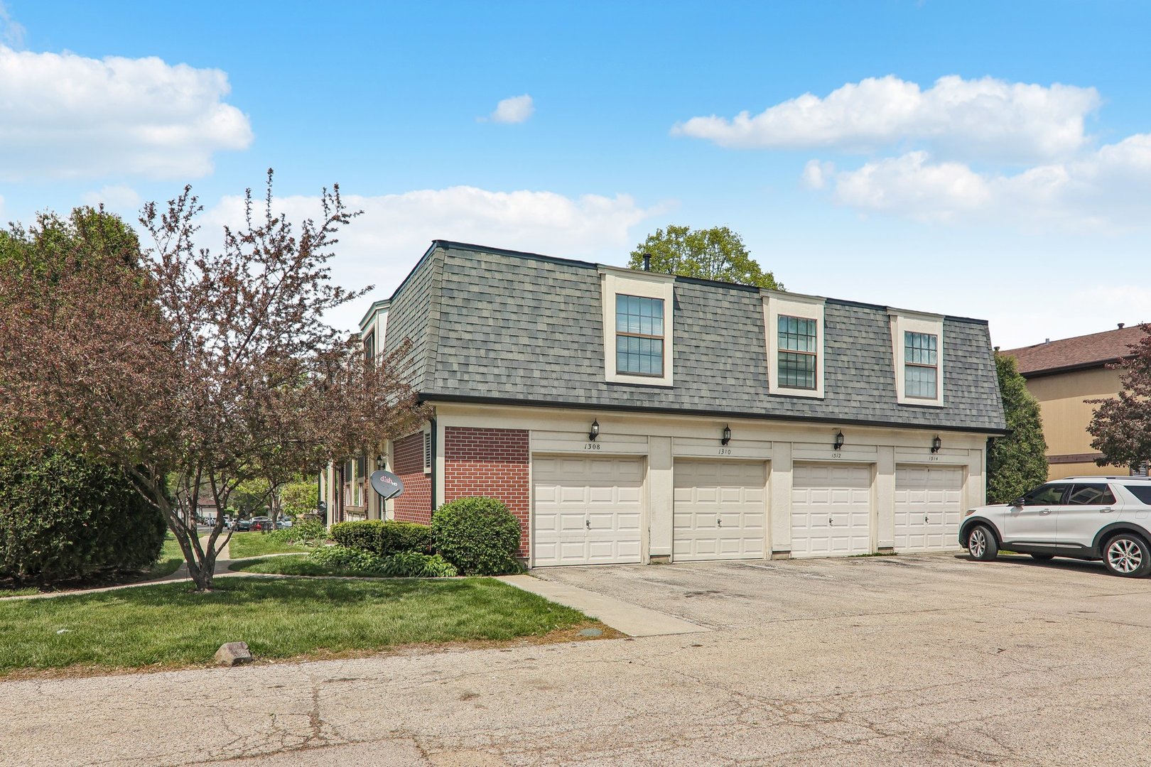 1308 Inverrary Lane #16D, Palatine, IL 60074