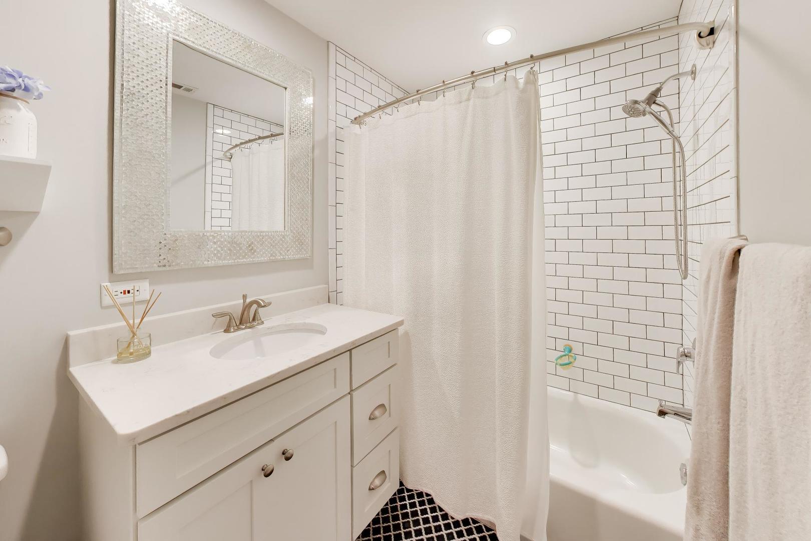 4413 Harvey Avenue, Western Springs, IL 60558