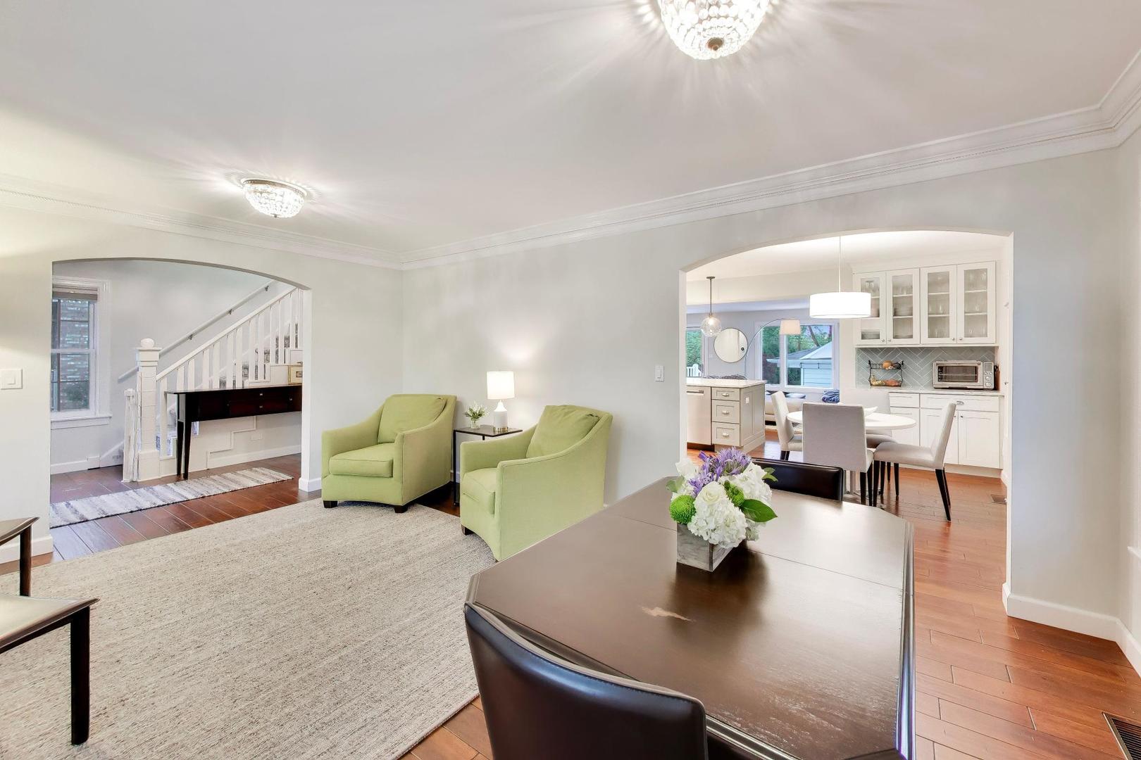 4413 Harvey Avenue, Western Springs, IL 60558