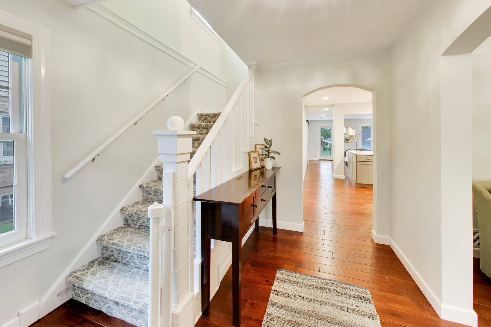 4413 Harvey Avenue, Western Springs, IL 60558