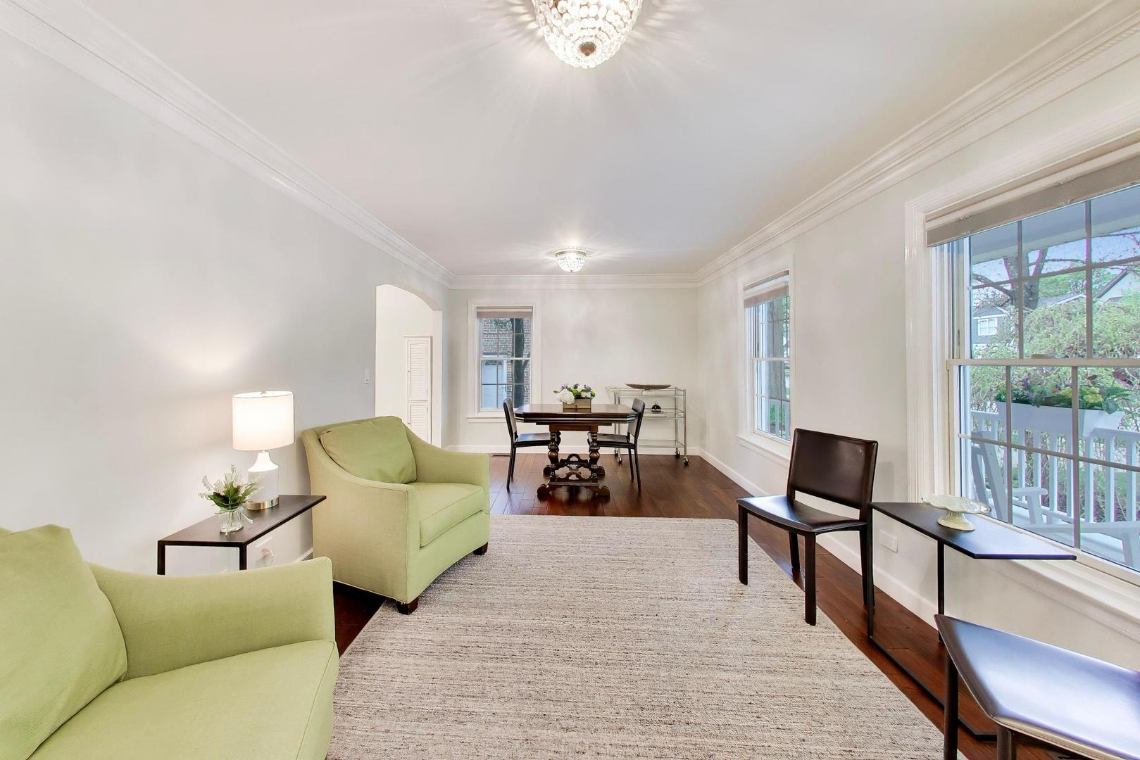 4413 Harvey Avenue, Western Springs, IL 60558