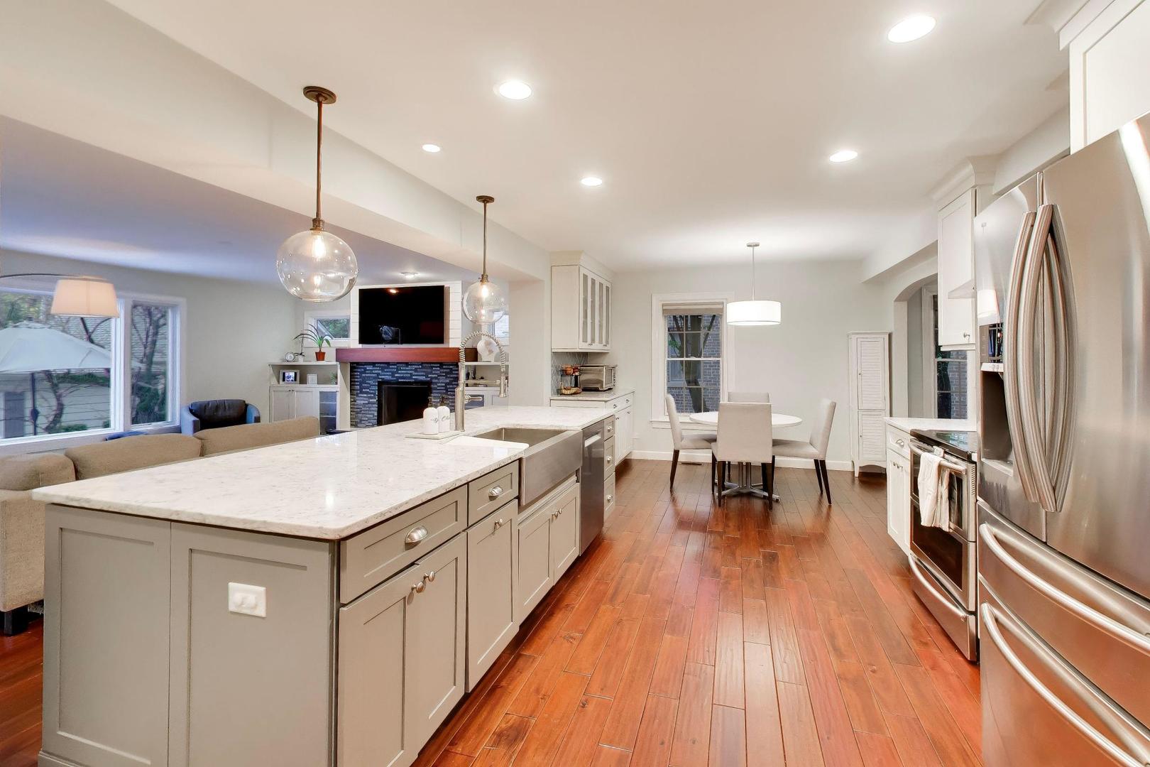 4413 Harvey Avenue, Western Springs, IL 60558