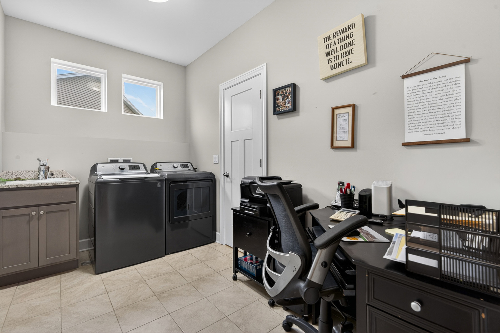 777 W Fairway Drive, Addison, IL 60101