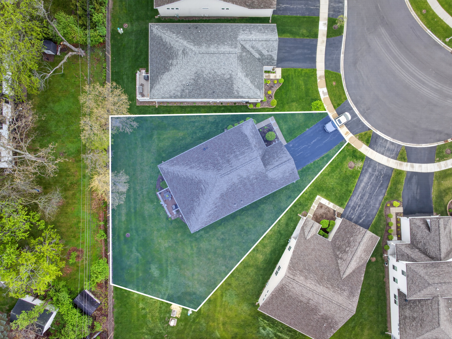 777 W Fairway Drive, Addison, IL 60101