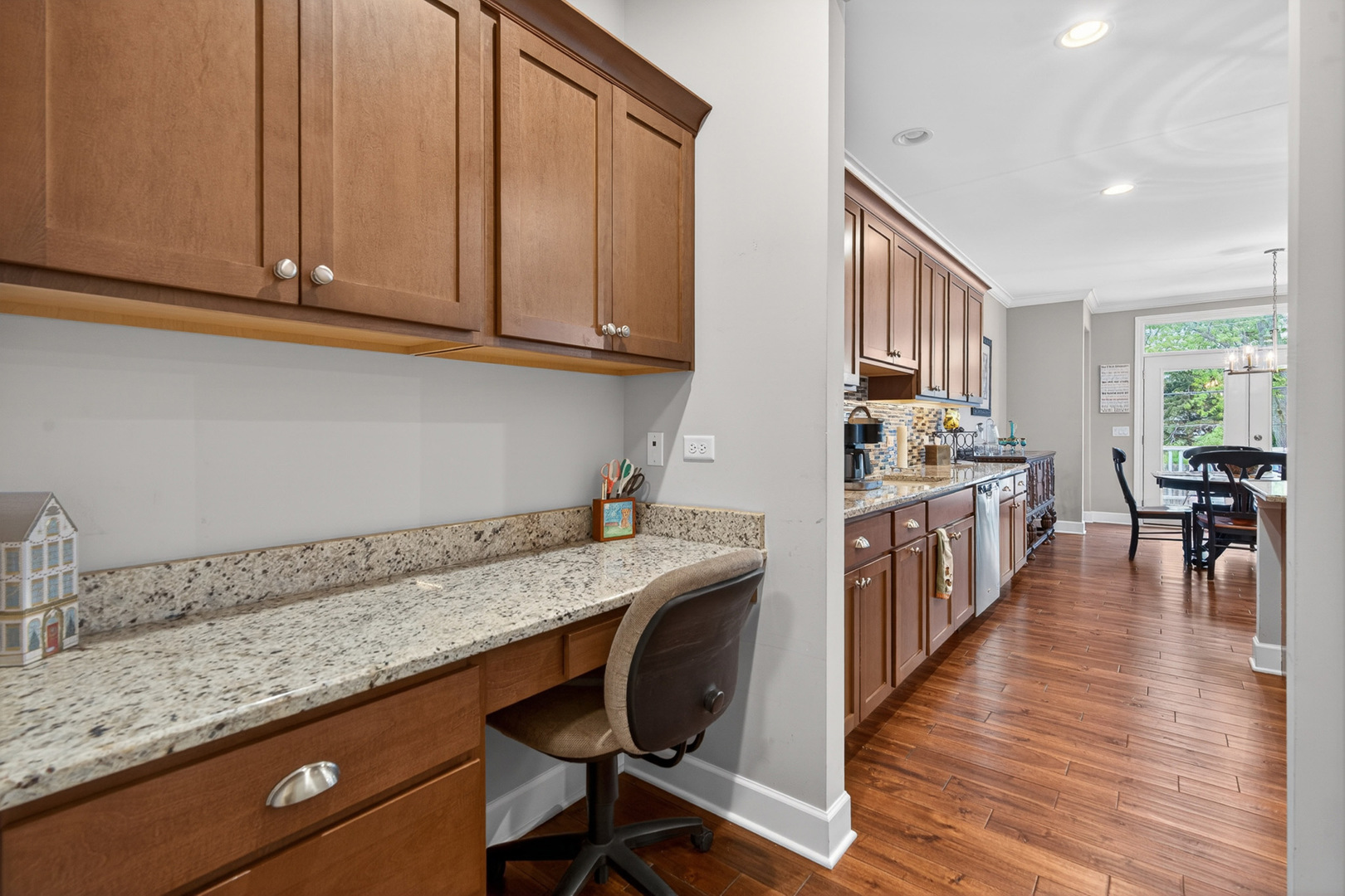 777 W Fairway Drive, Addison, IL 60101