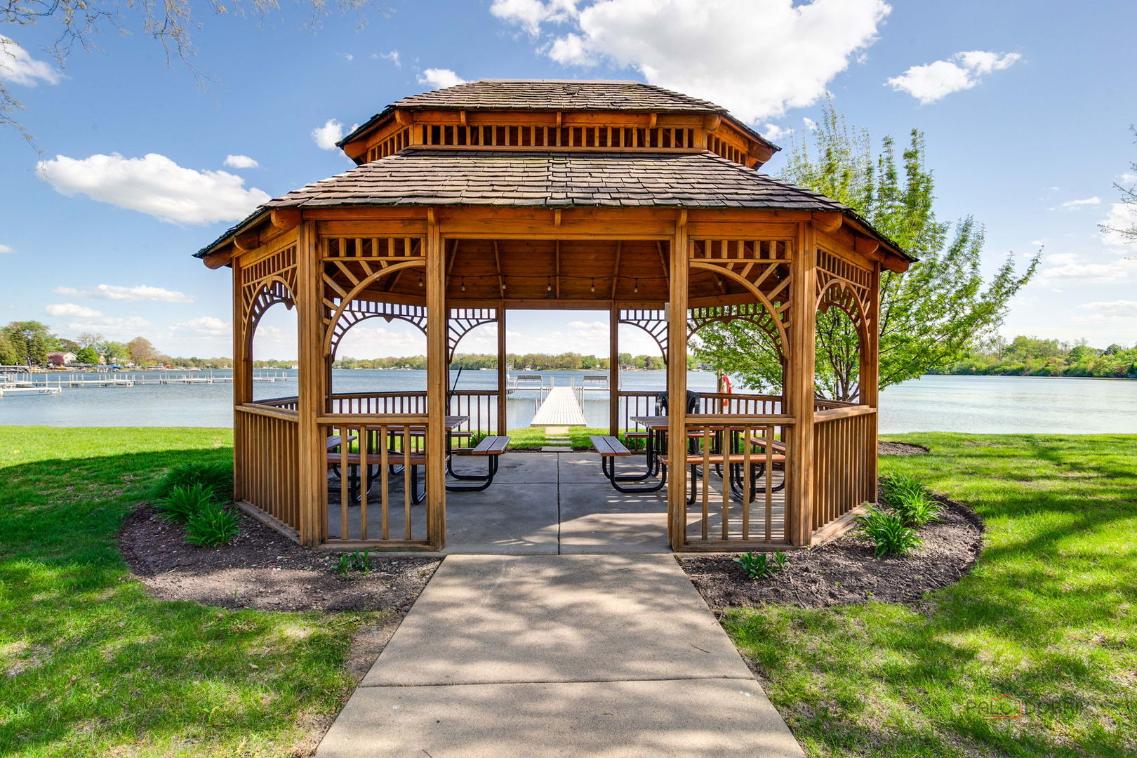 1845 Watercolor Place, Grayslake, IL 60030