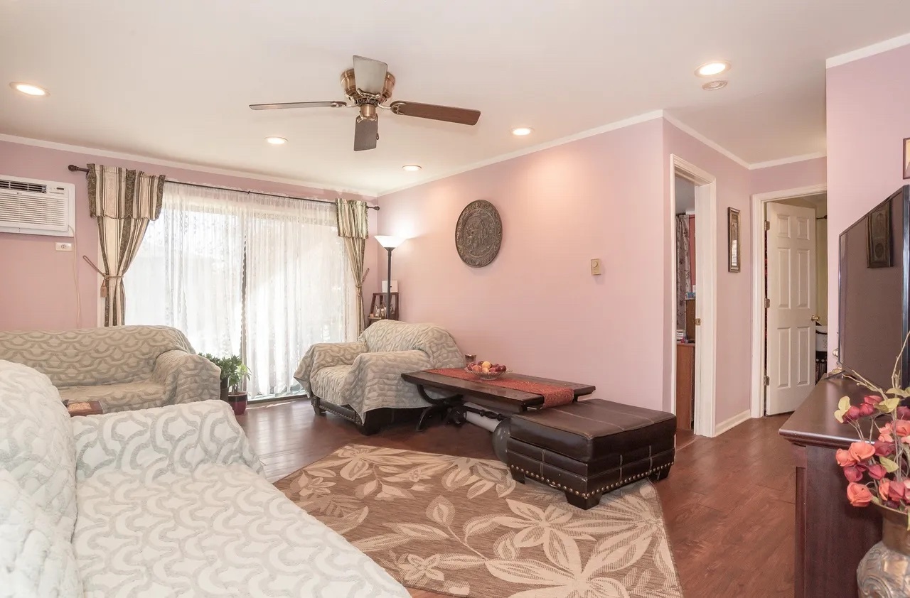 11810 S Komensky Avenue #101, Alsip, IL 60803