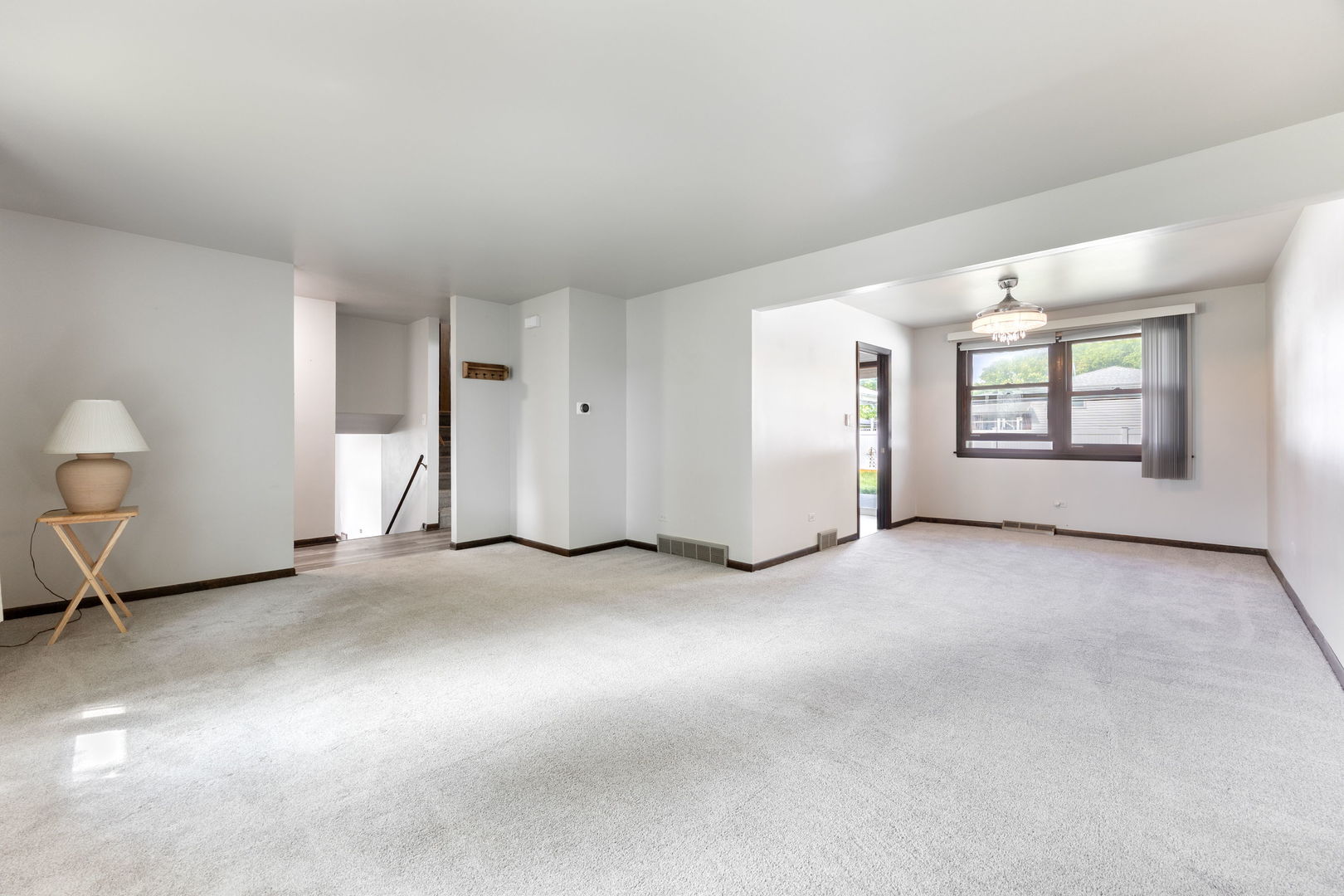9S172 Cumnor Road, Downers Grove, IL 60516