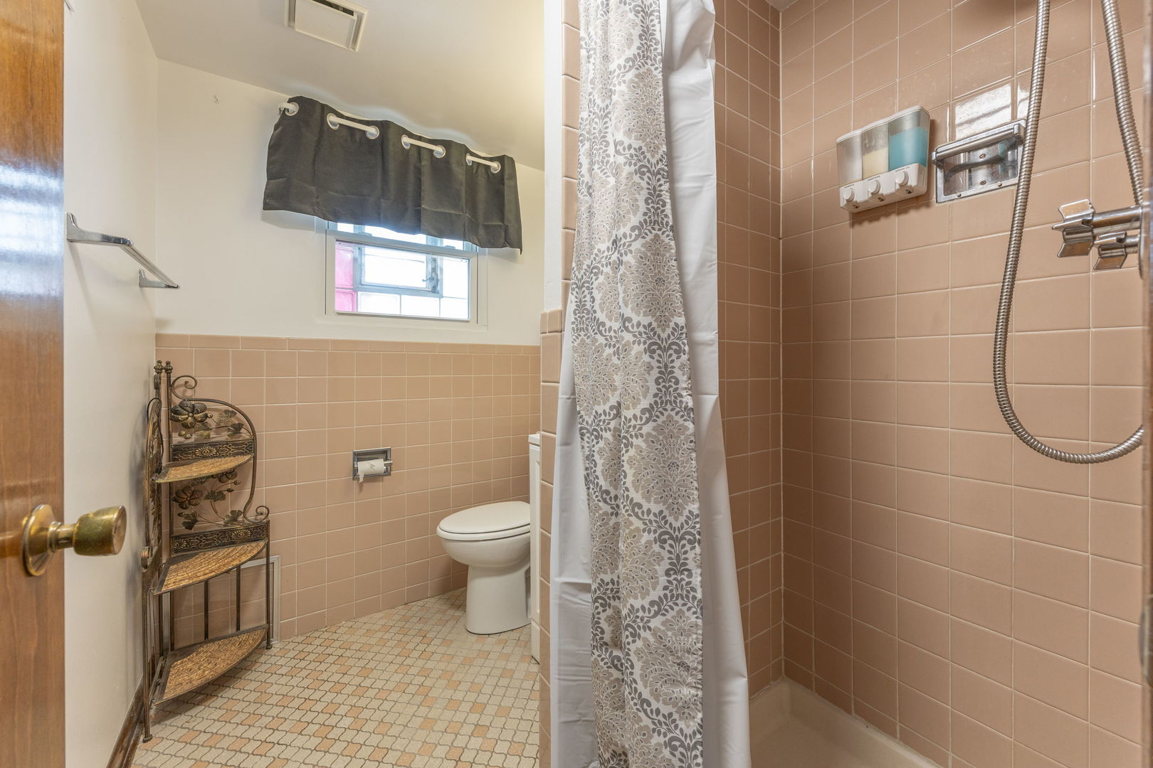 9S172 Cumnor Road, Downers Grove, IL 60516