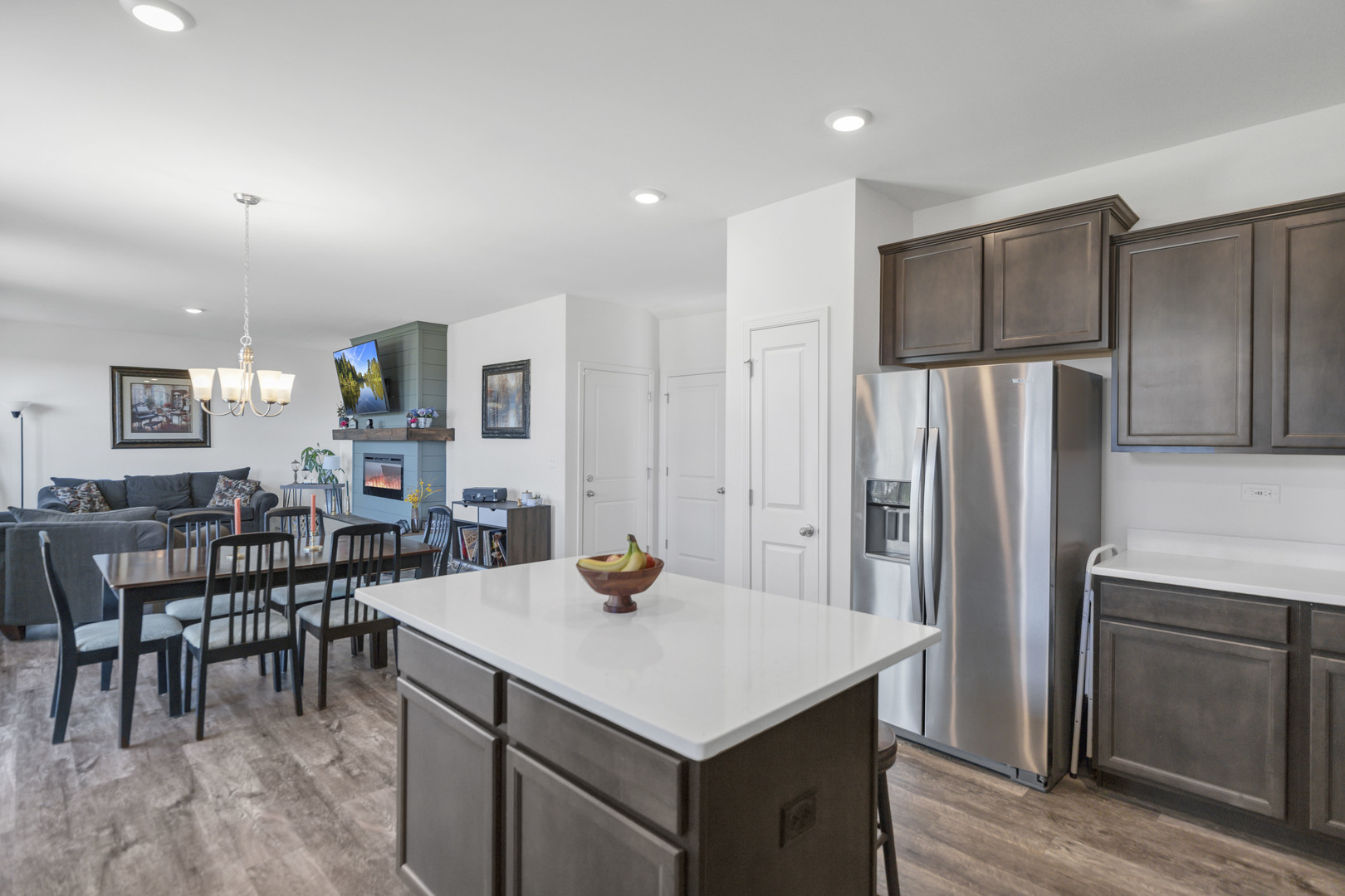 3797 Gardenia Drive, Elgin, IL 60124