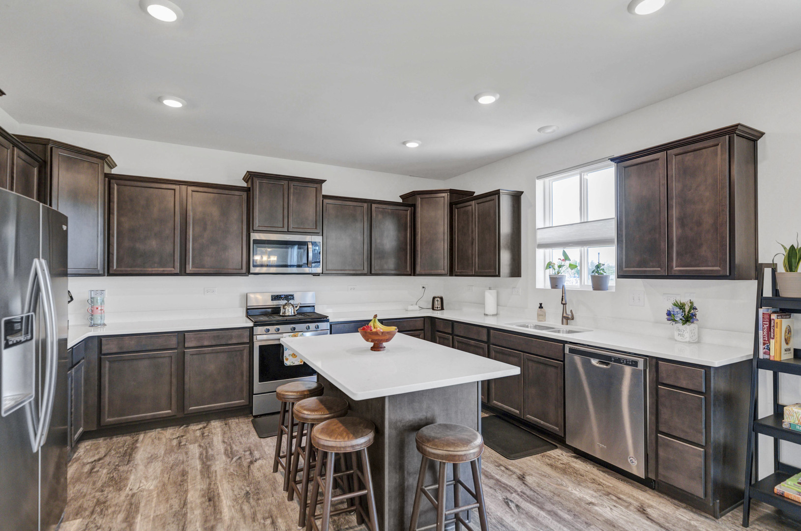 3797 Gardenia Drive, Elgin, IL 60124