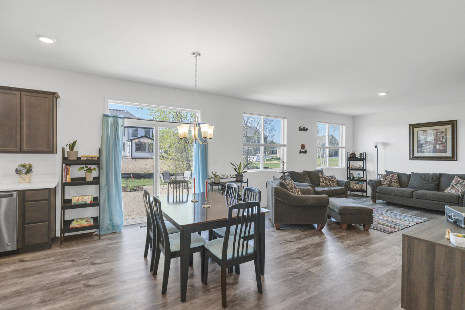 3797 Gardenia Drive, Elgin, IL 60124