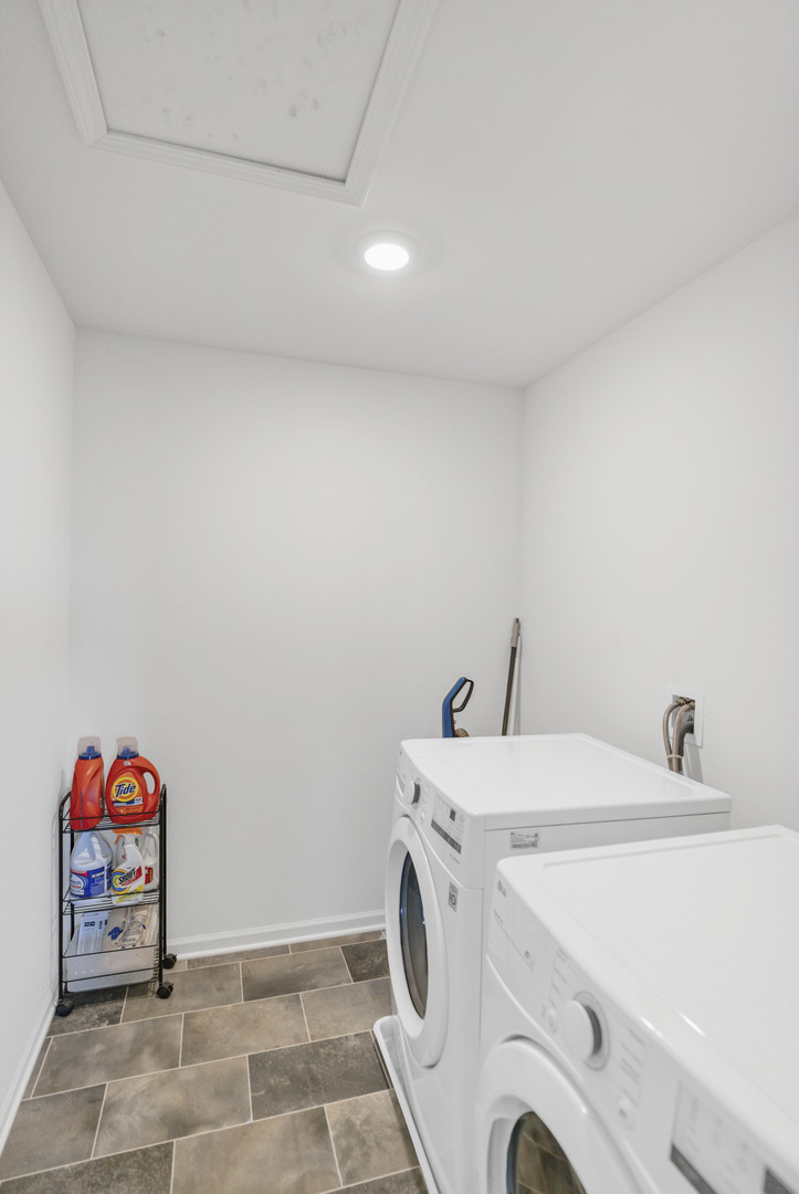 3797 Gardenia Drive, Elgin, IL 60124