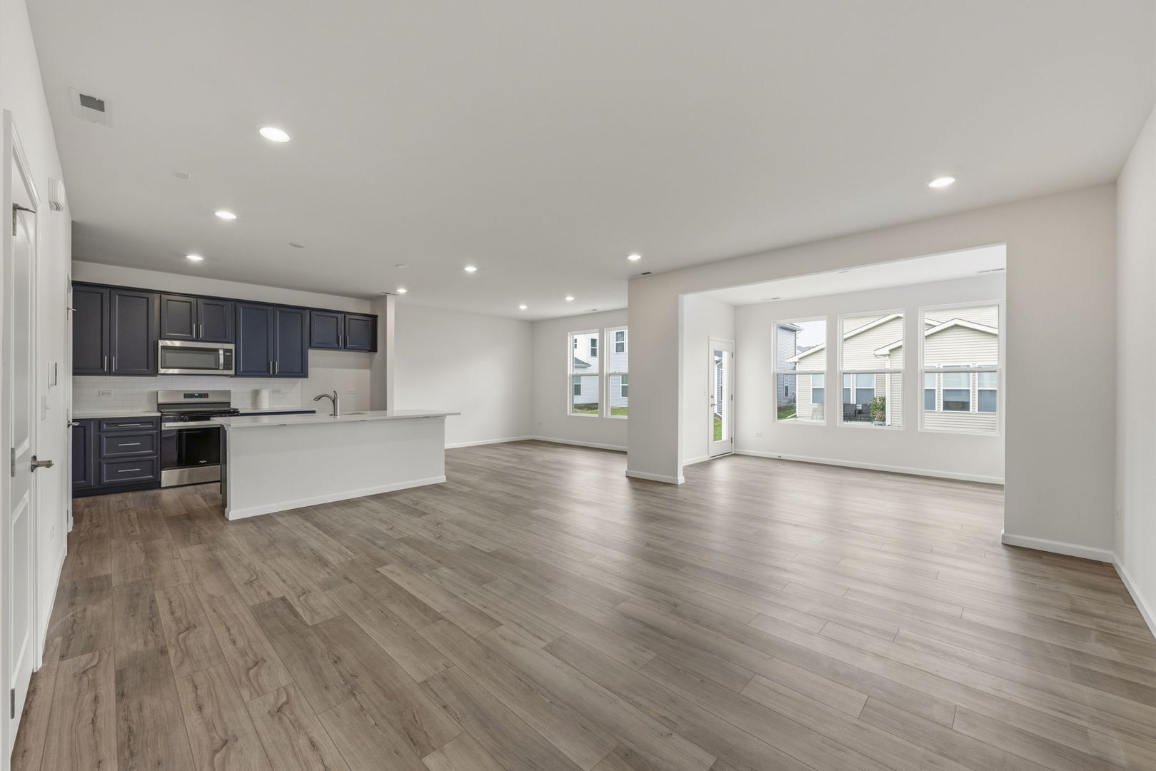 2680 Lawlor Lane, Naperville, IL 60564