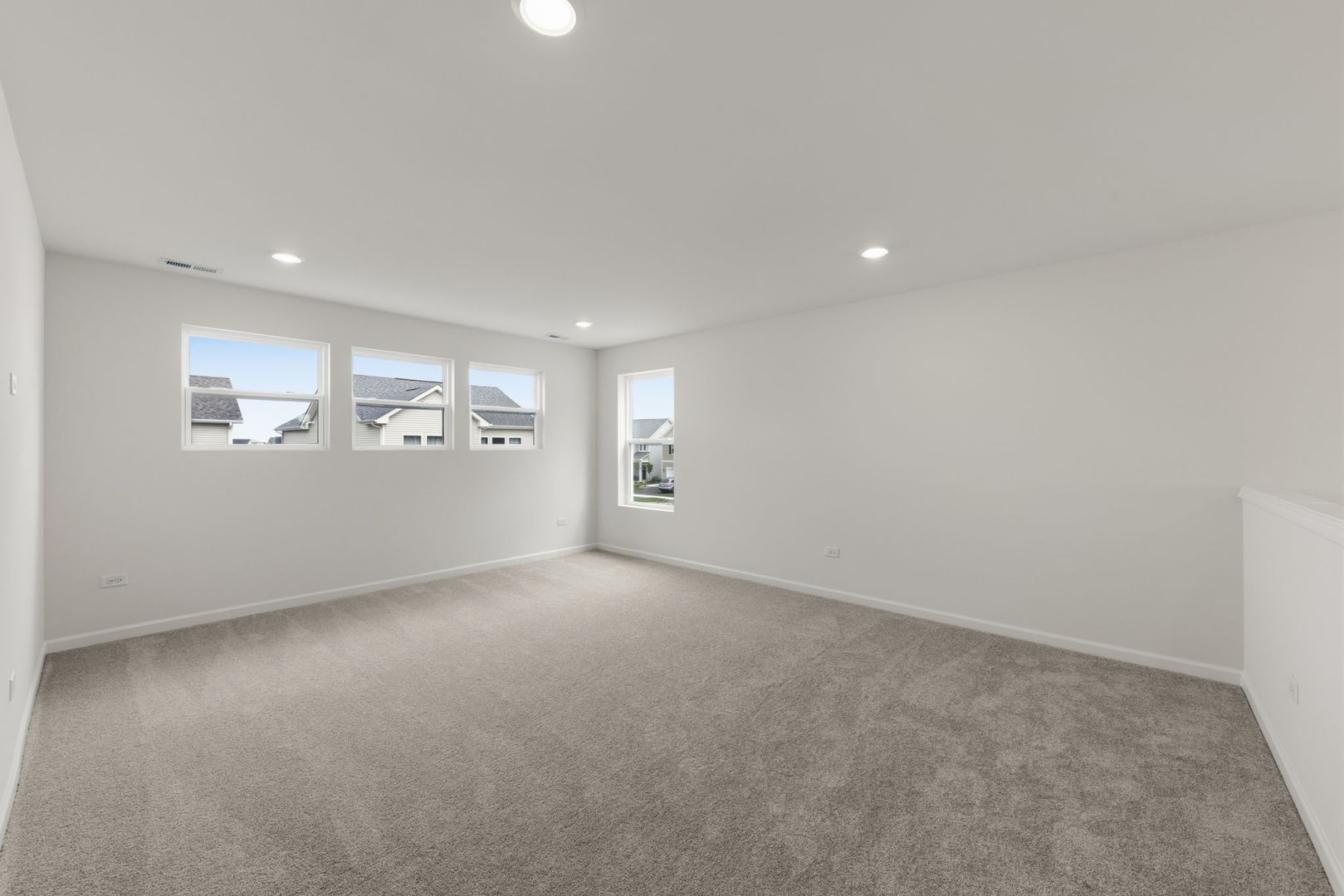 2680 Lawlor Lane, Naperville, IL 60564