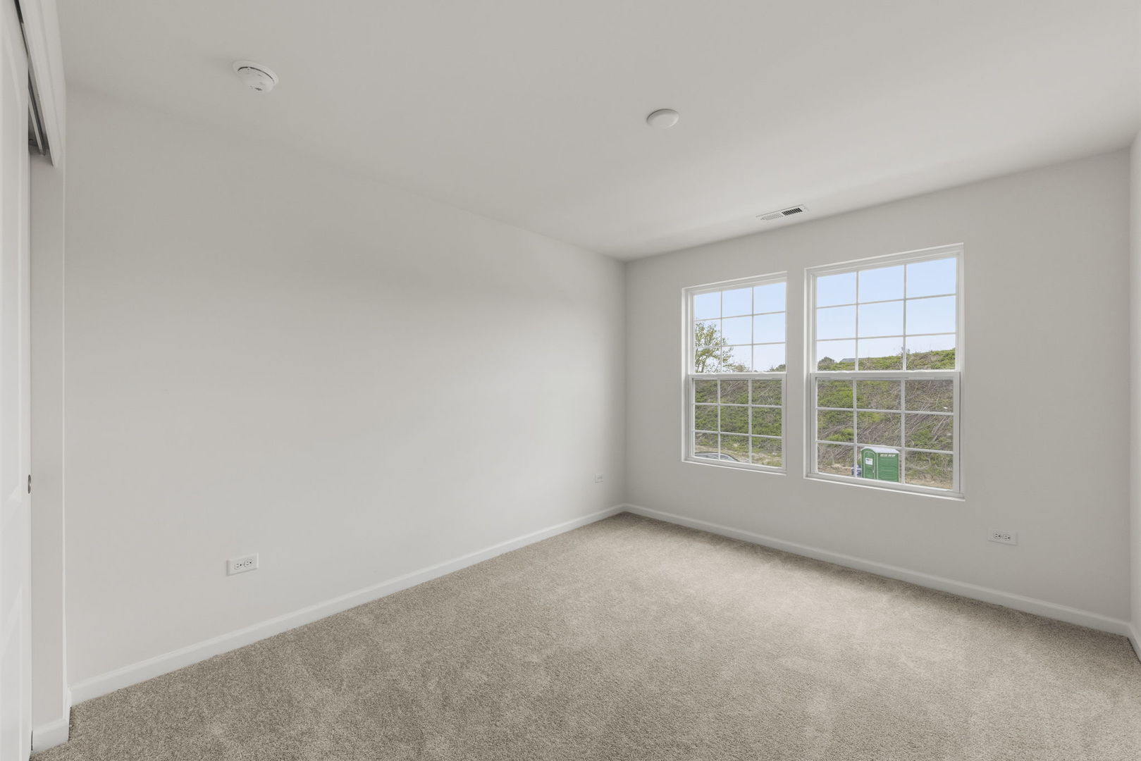 2680 Lawlor Lane, Naperville, IL 60564