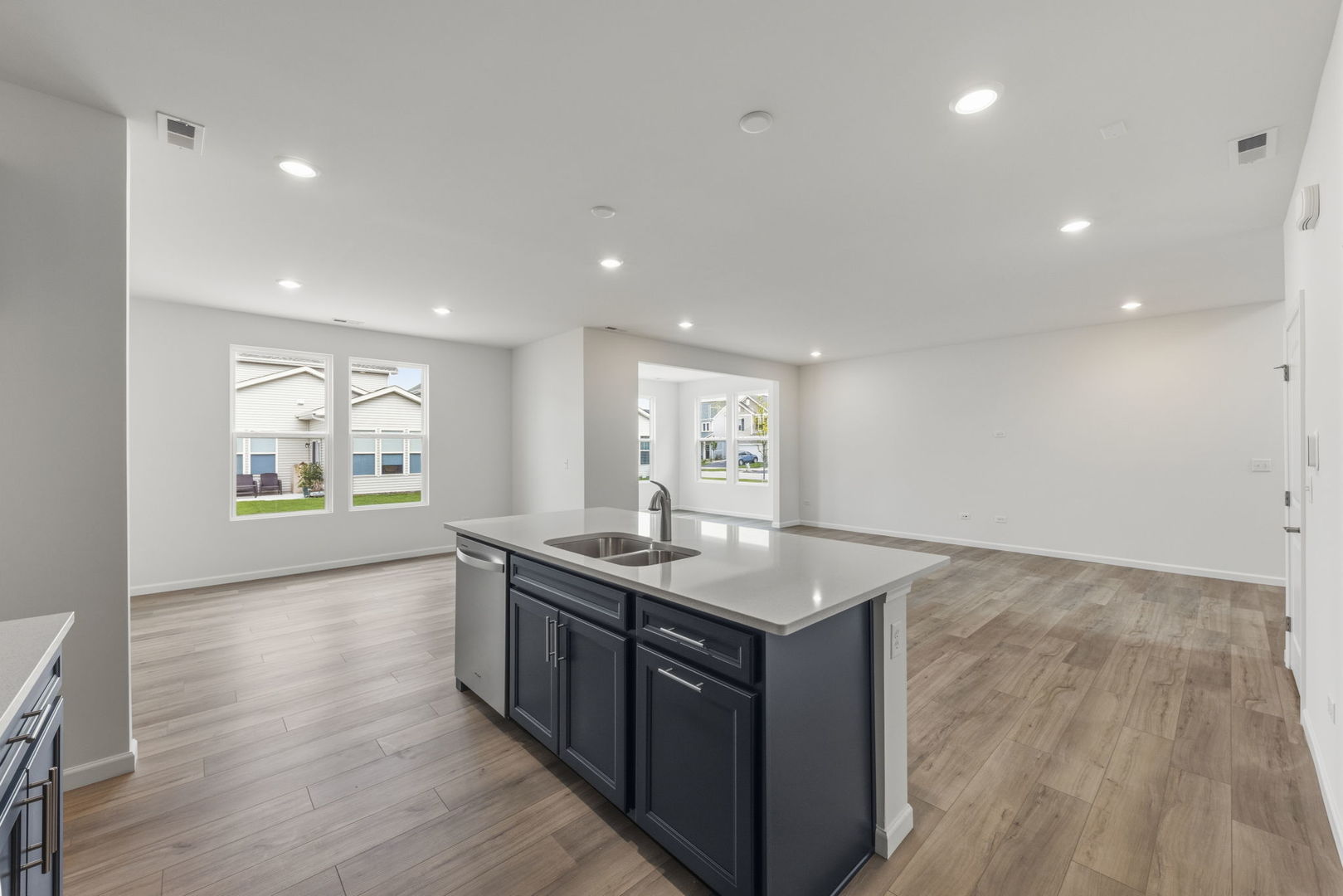 2680 Lawlor Lane, Naperville, IL 60564