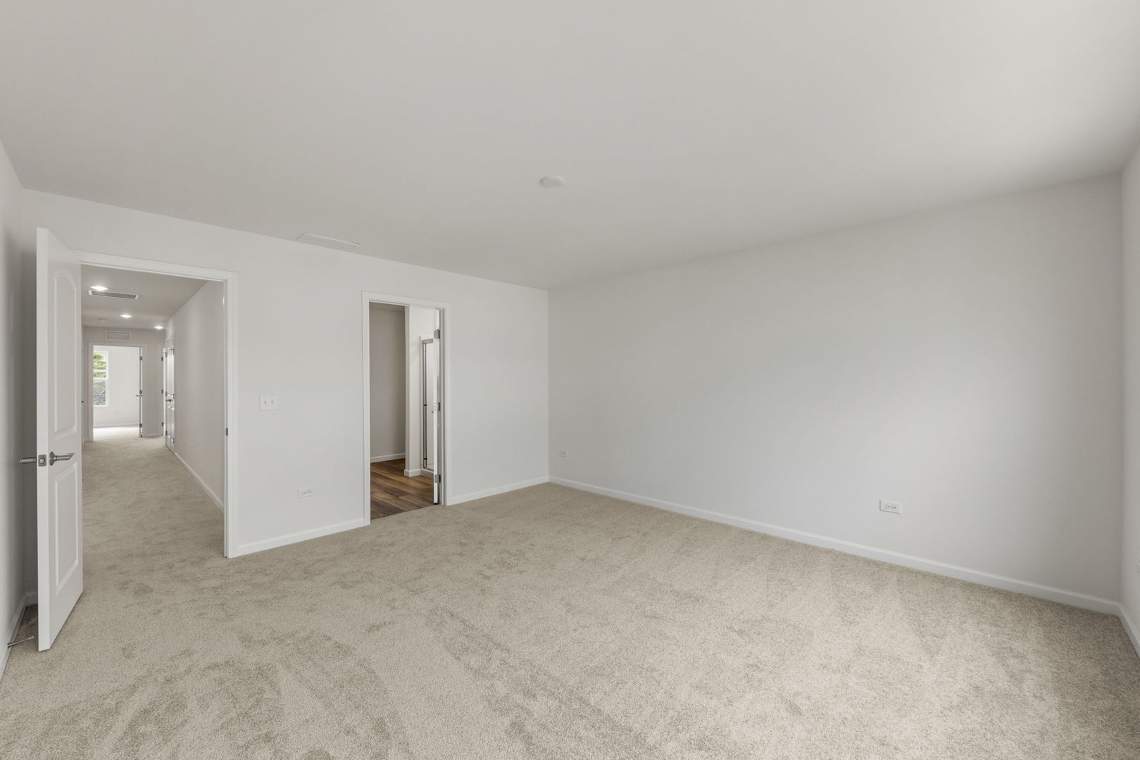 2680 Lawlor Lane, Naperville, IL 60564