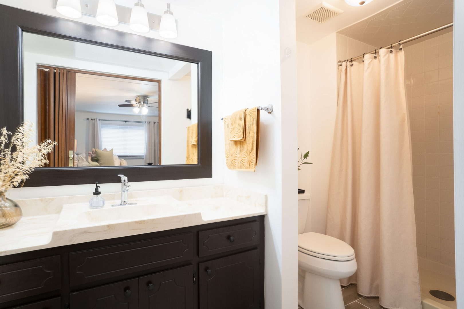 9202 S Pulaski Road #1E, Oak Lawn, IL 60453