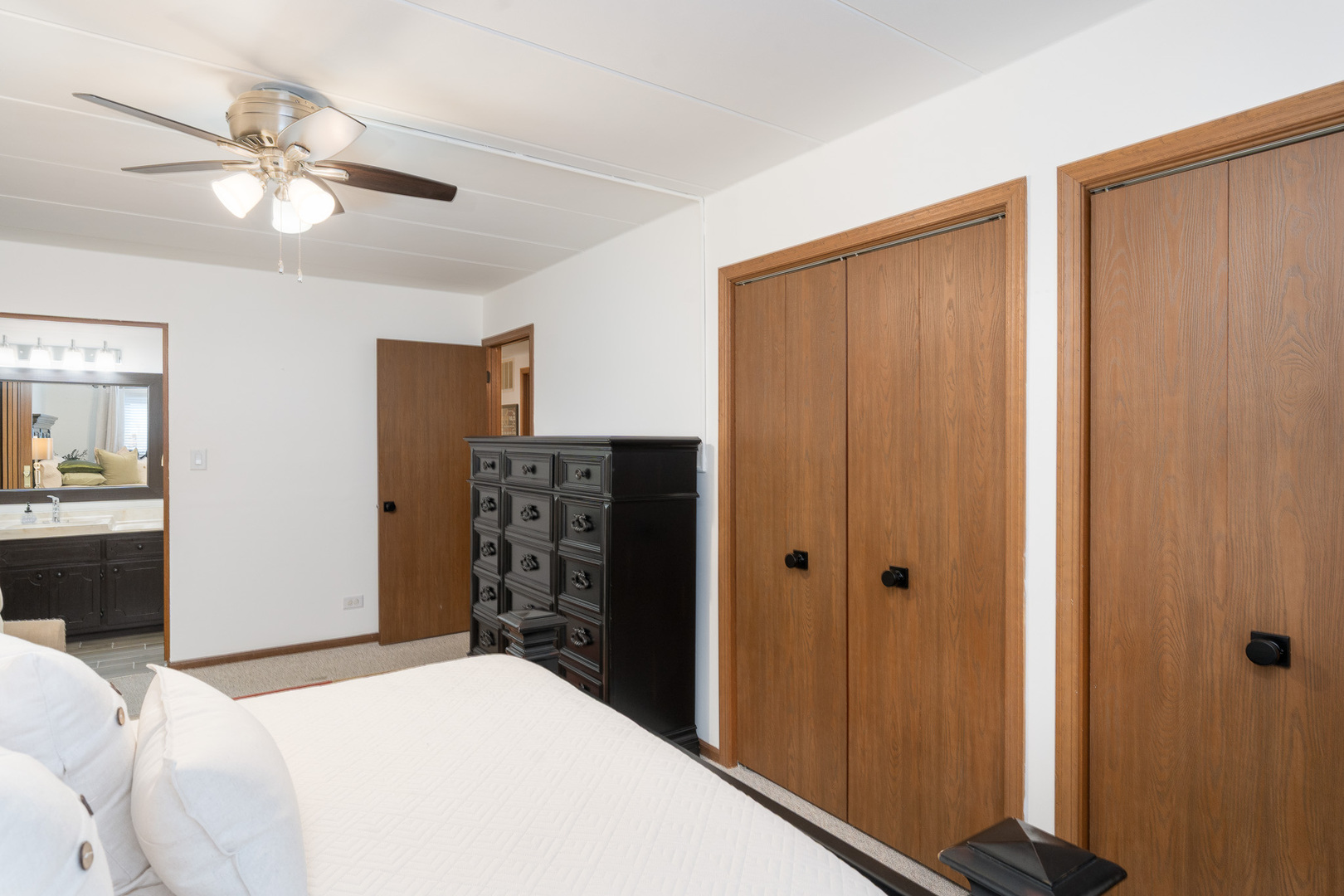 9202 S Pulaski Road #1E, Oak Lawn, IL 60453