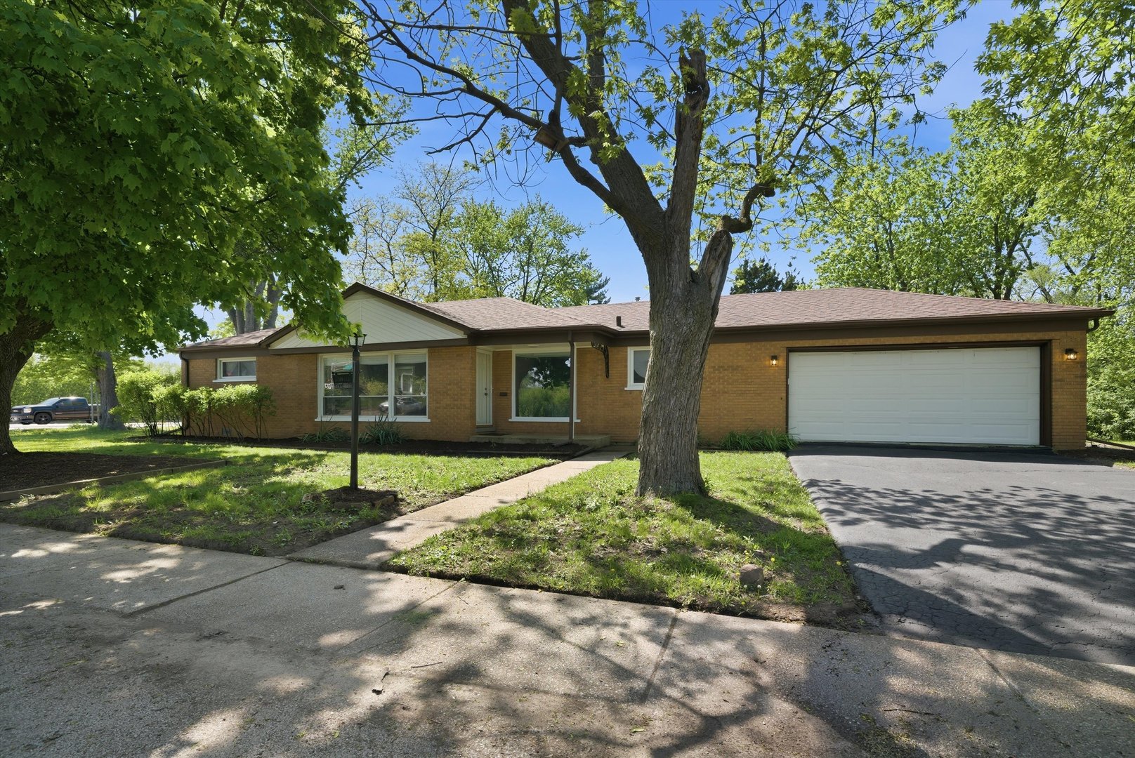 2600 175th Street, Hazel Crest, IL 60429