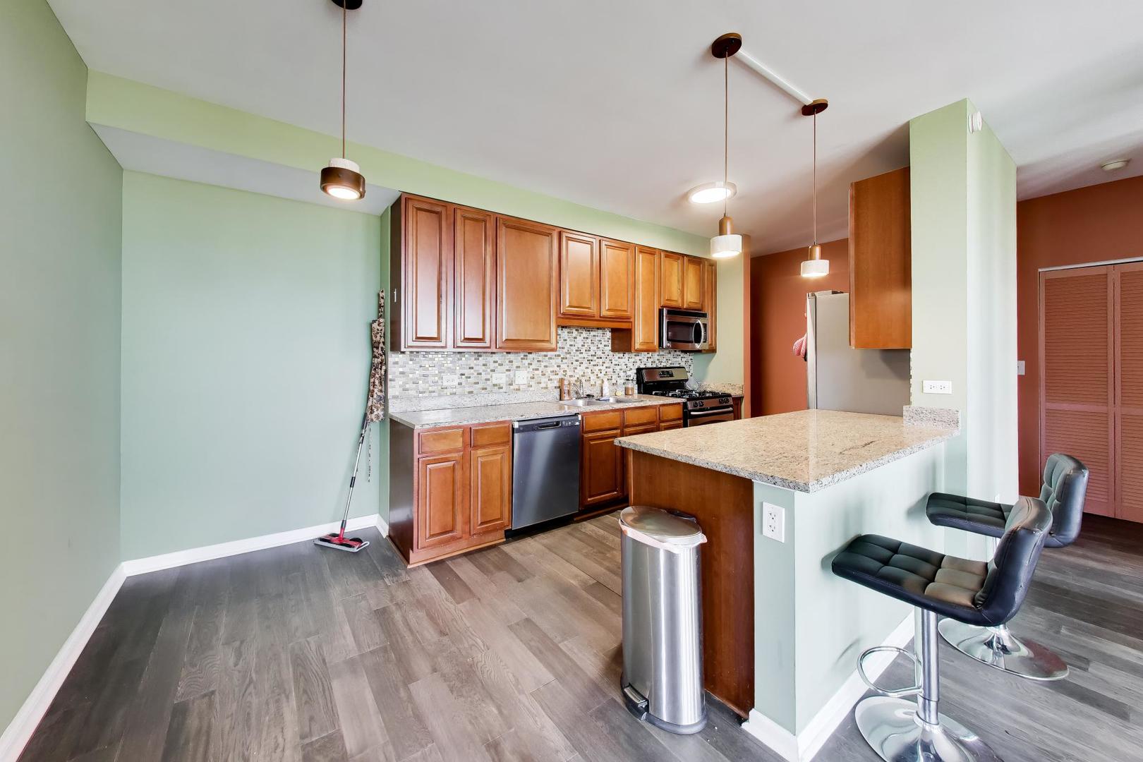 1255 S State Street #1302, Chicago, IL 60605