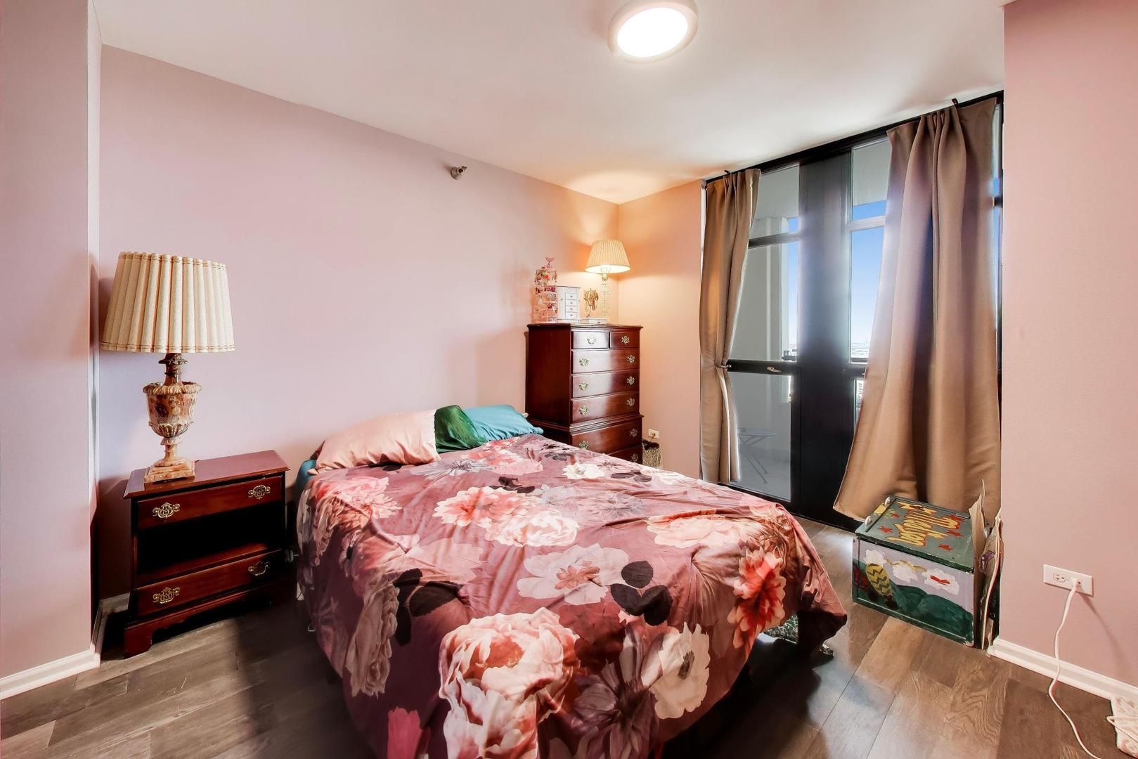 1255 S State Street #1302, Chicago, IL 60605