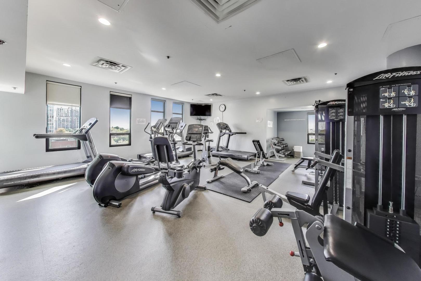 1255 S State Street #1302, Chicago, IL 60605