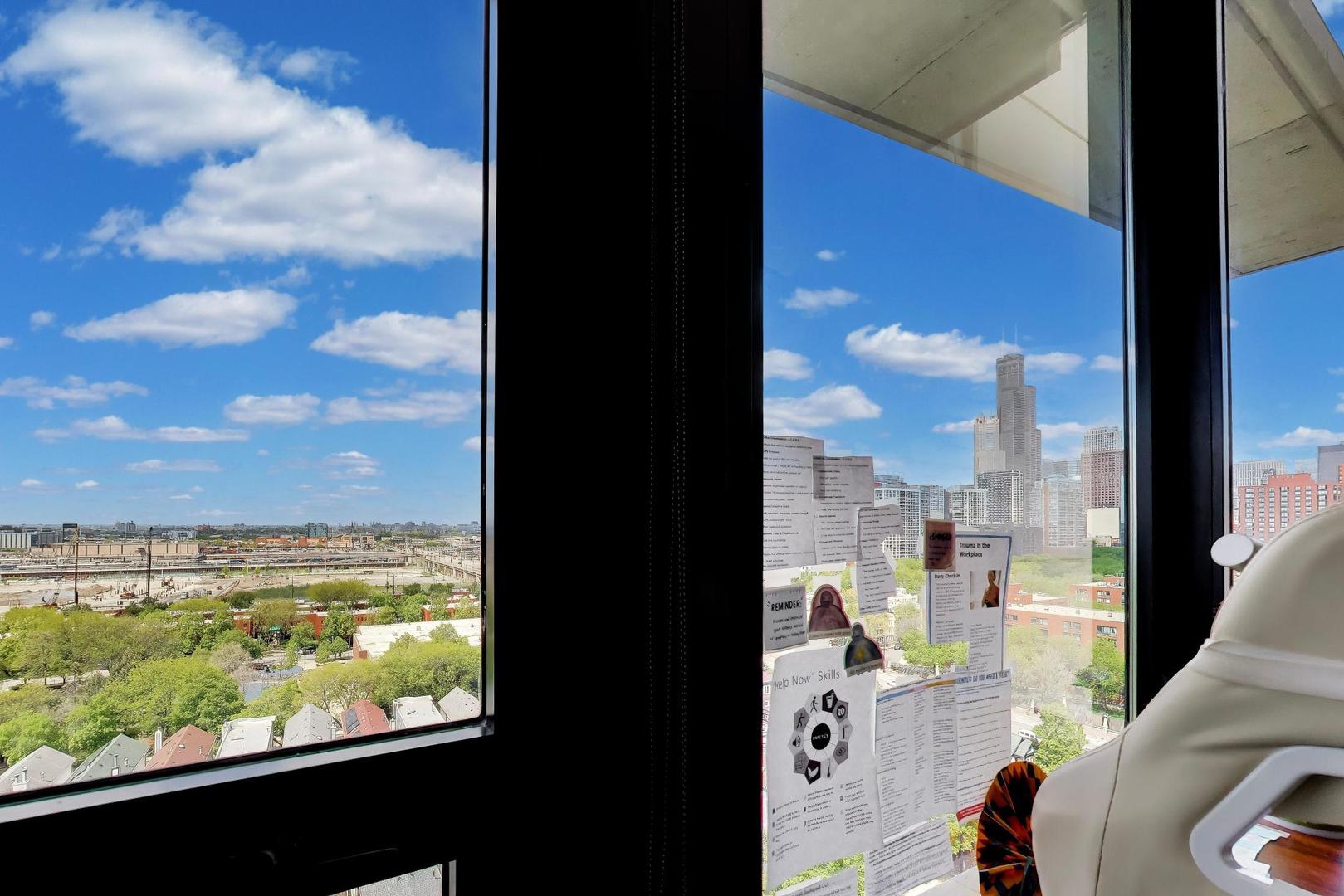 1255 S State Street #1302, Chicago, IL 60605