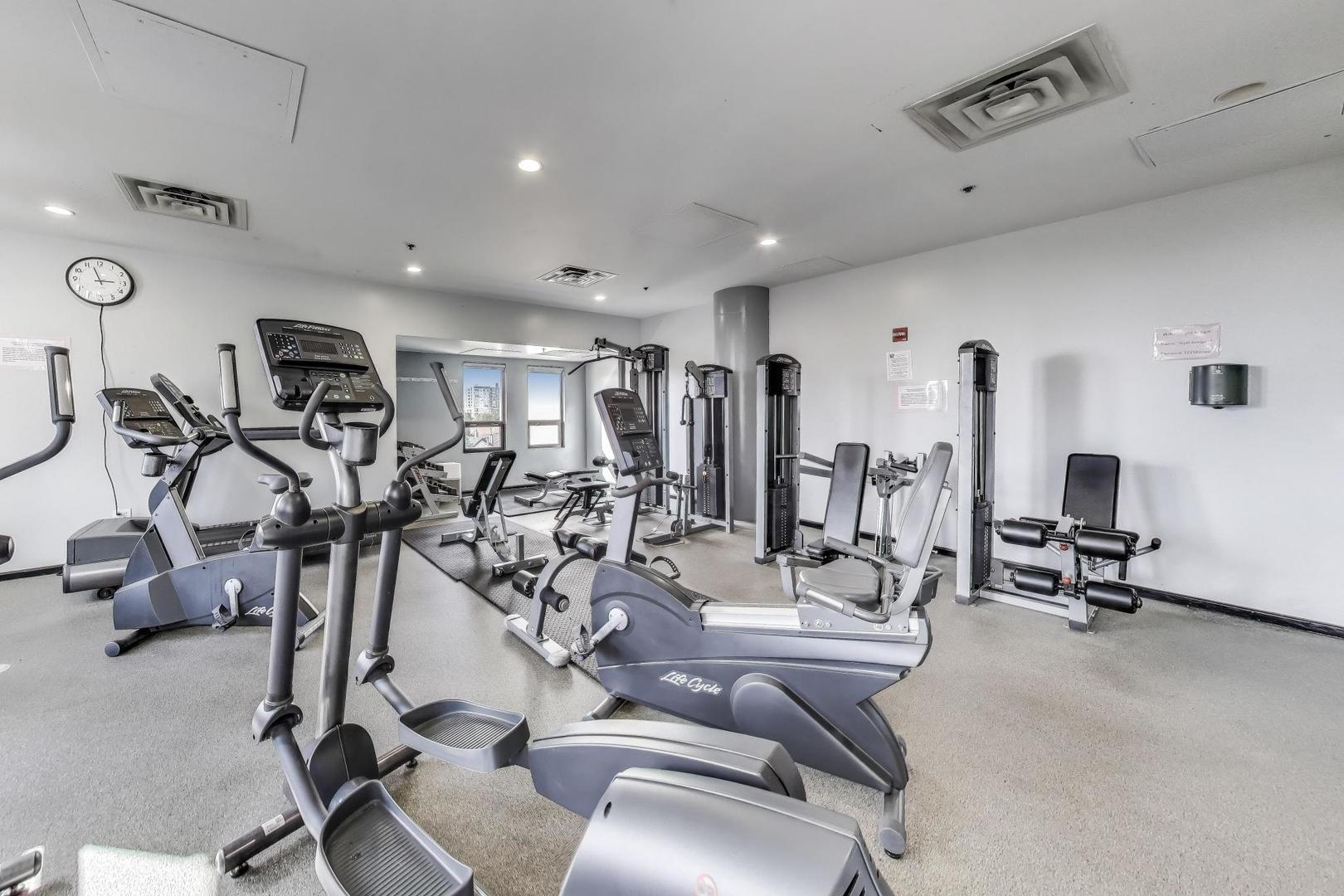 1255 S State Street #1302, Chicago, IL 60605