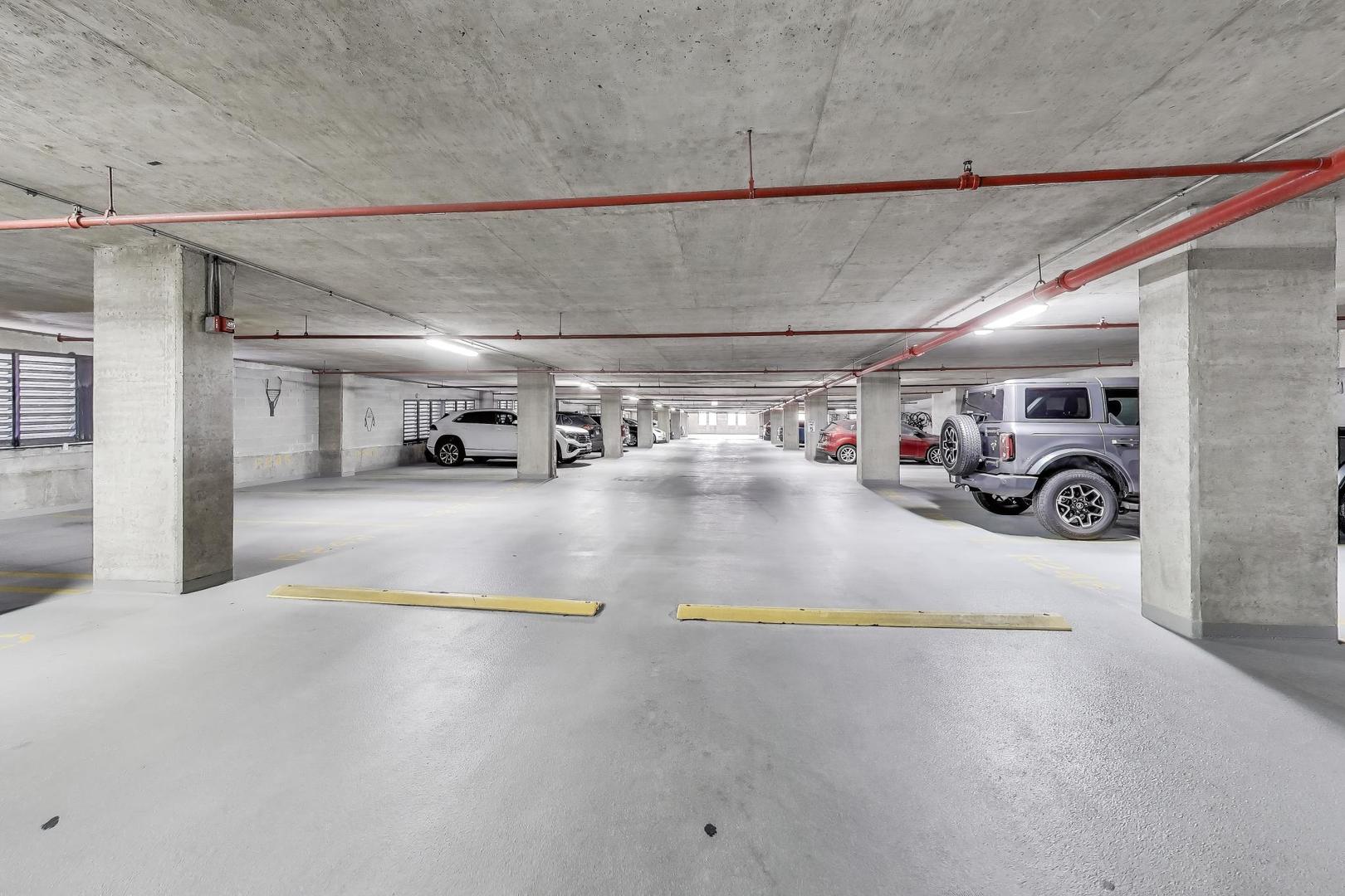 1255 S State Street #1302, Chicago, IL 60605