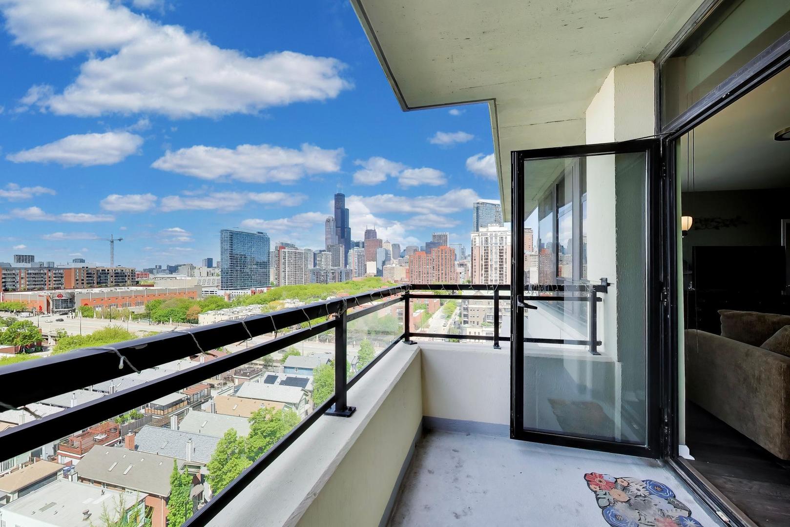 1255 S State Street #1302, Chicago, IL 60605