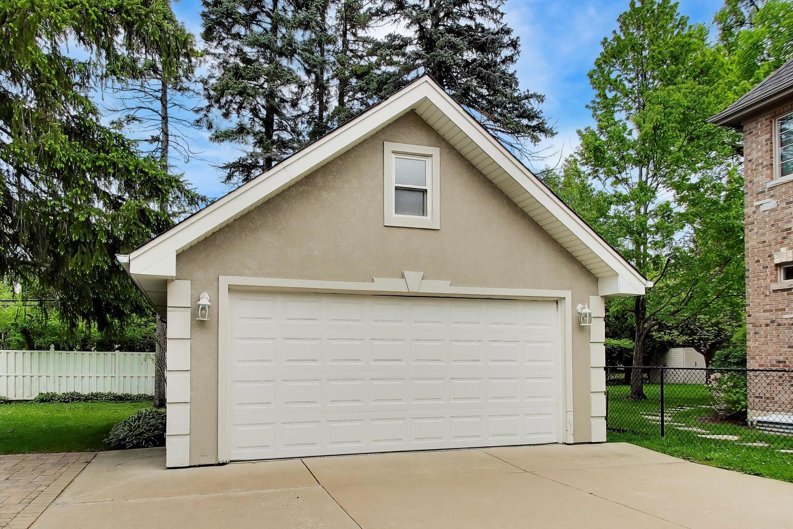 171 E Cayuga Avenue, Elmhurst, IL 60126