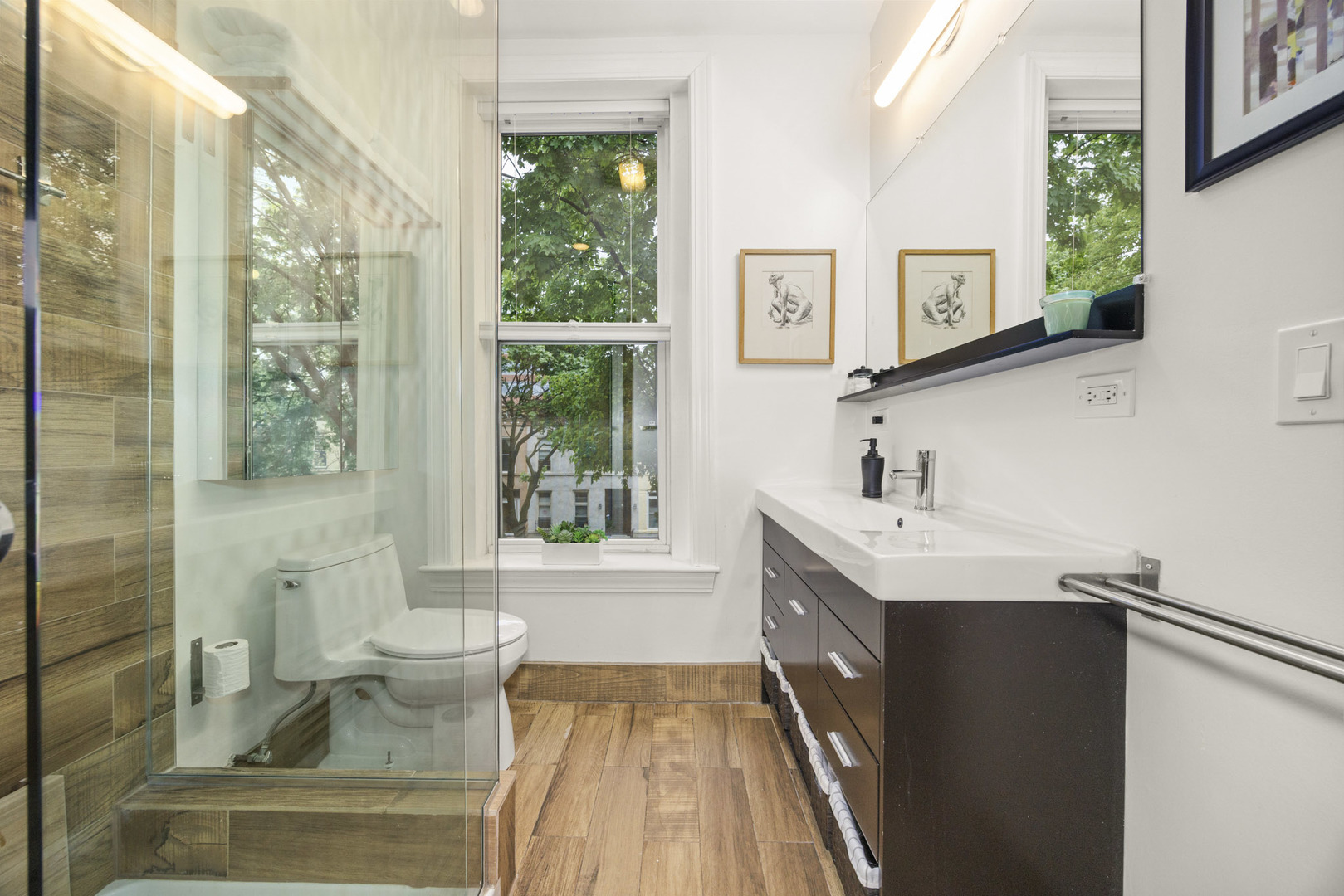 2142 W Bowler Street, Chicago, IL 60612