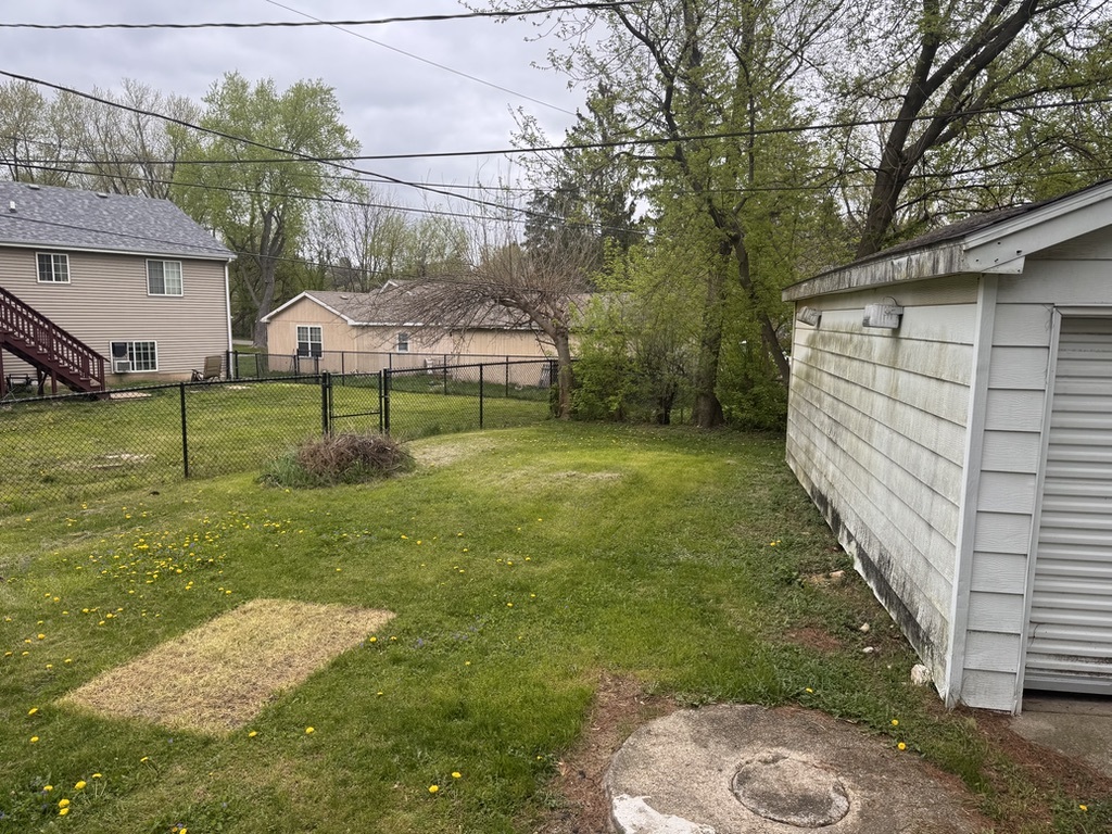 7506 Algonquin Road, Wonder Lake, IL 60097