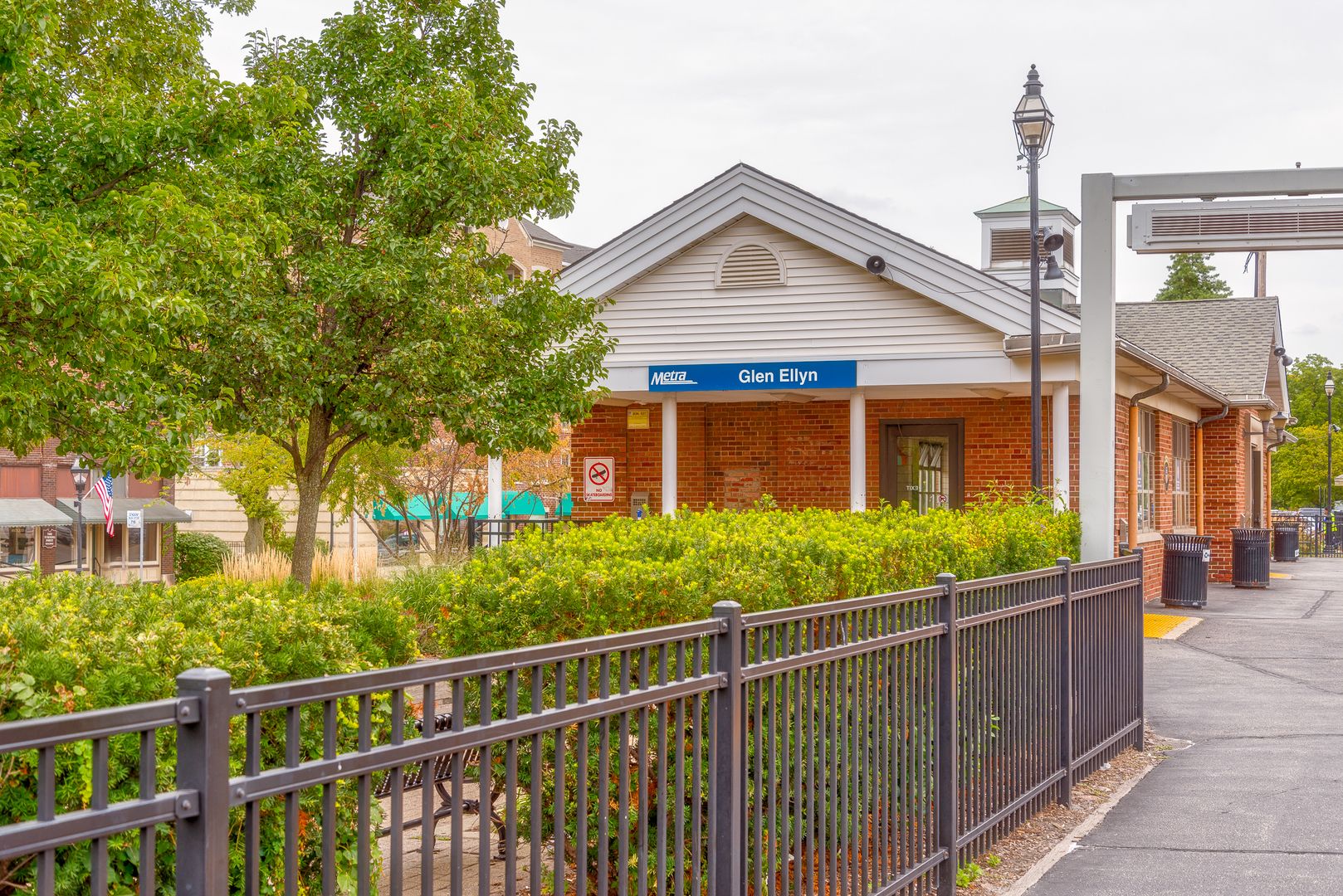 507 N Kenilworth Avenue, Glen Ellyn, IL 60137