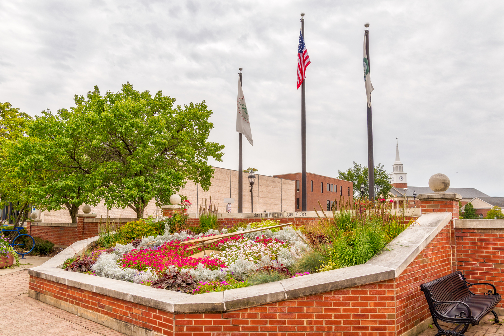 507 N Kenilworth Avenue, Glen Ellyn, IL 60137