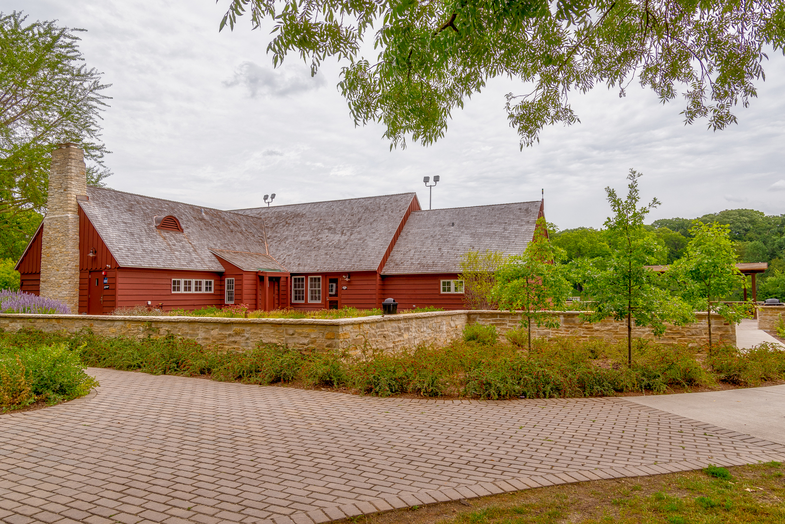 507 N Kenilworth Avenue, Glen Ellyn, IL 60137