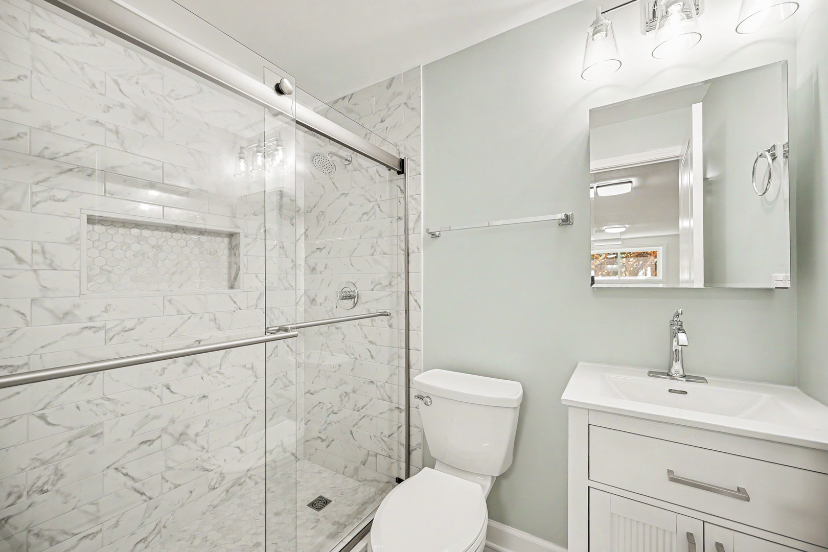 507 N Kenilworth Avenue, Glen Ellyn, IL 60137